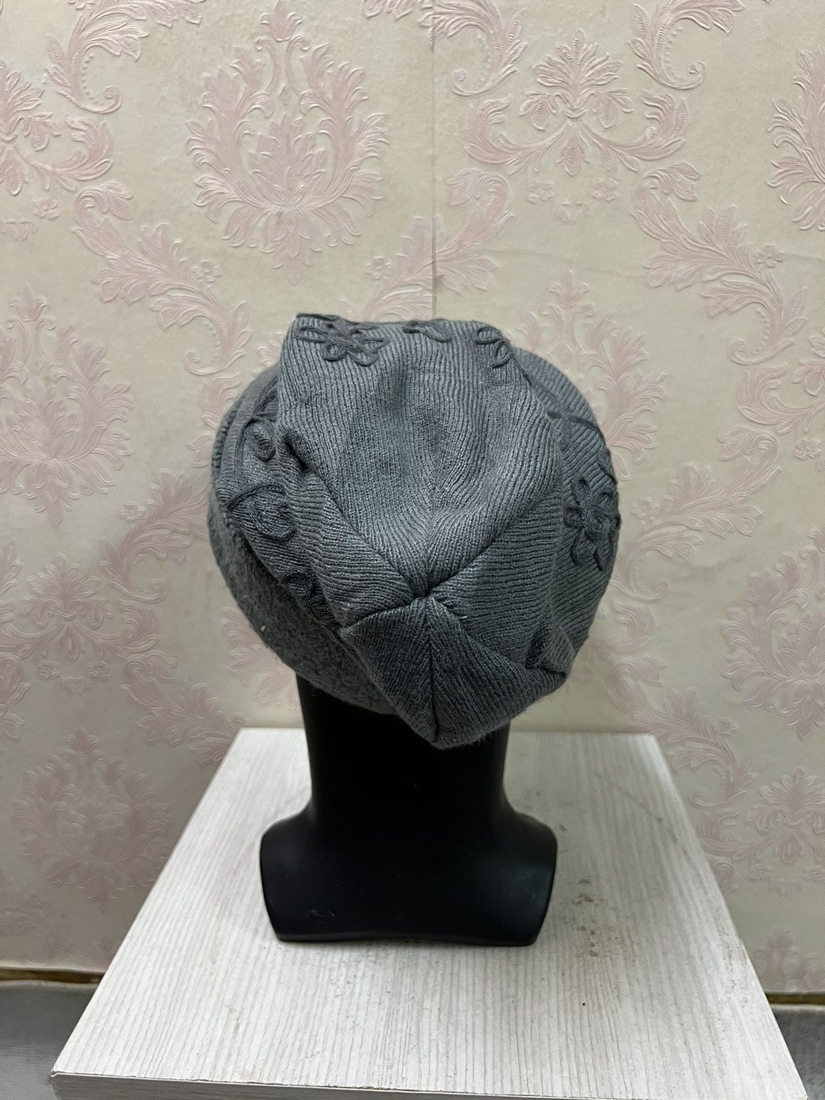 Designer × Vintage Vintage Marie Claire Beanie Cap Size ONE SIZE - 5 Thumbnail