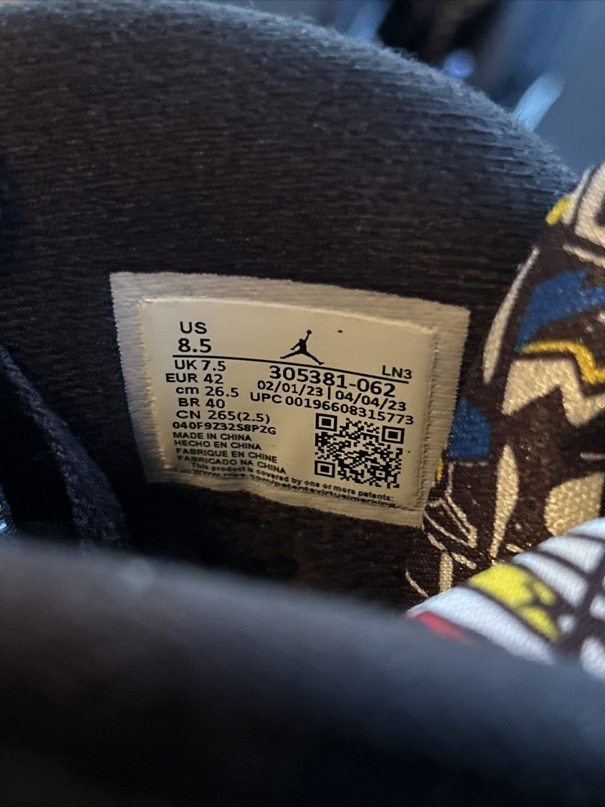 Jordan Brand Air Jordan 8 Retro Playoff 2023 Size US 8.5 / EU 41-42 - 7 Thumbnail