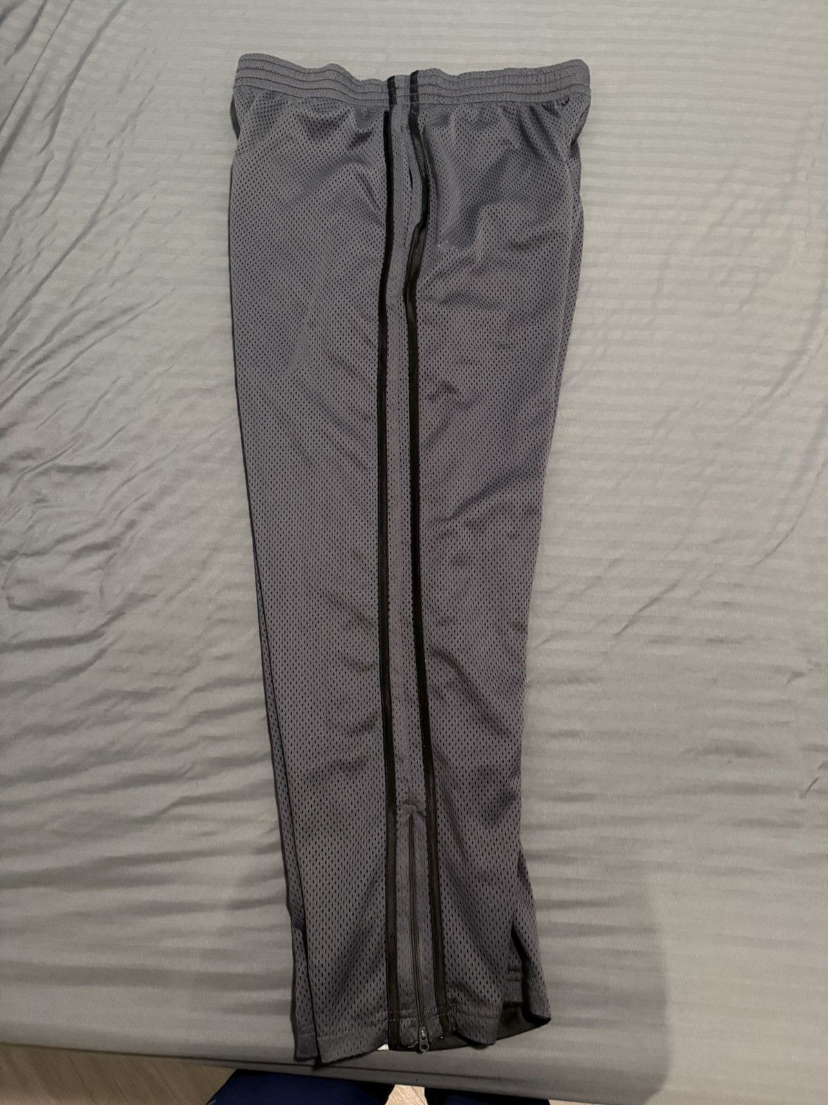 Vetements De Sport By Wim Neels REVERSIBLE BAGGY TRACK SWEATPANTS Size US 32 / EU 48 - 9 Thumbnail