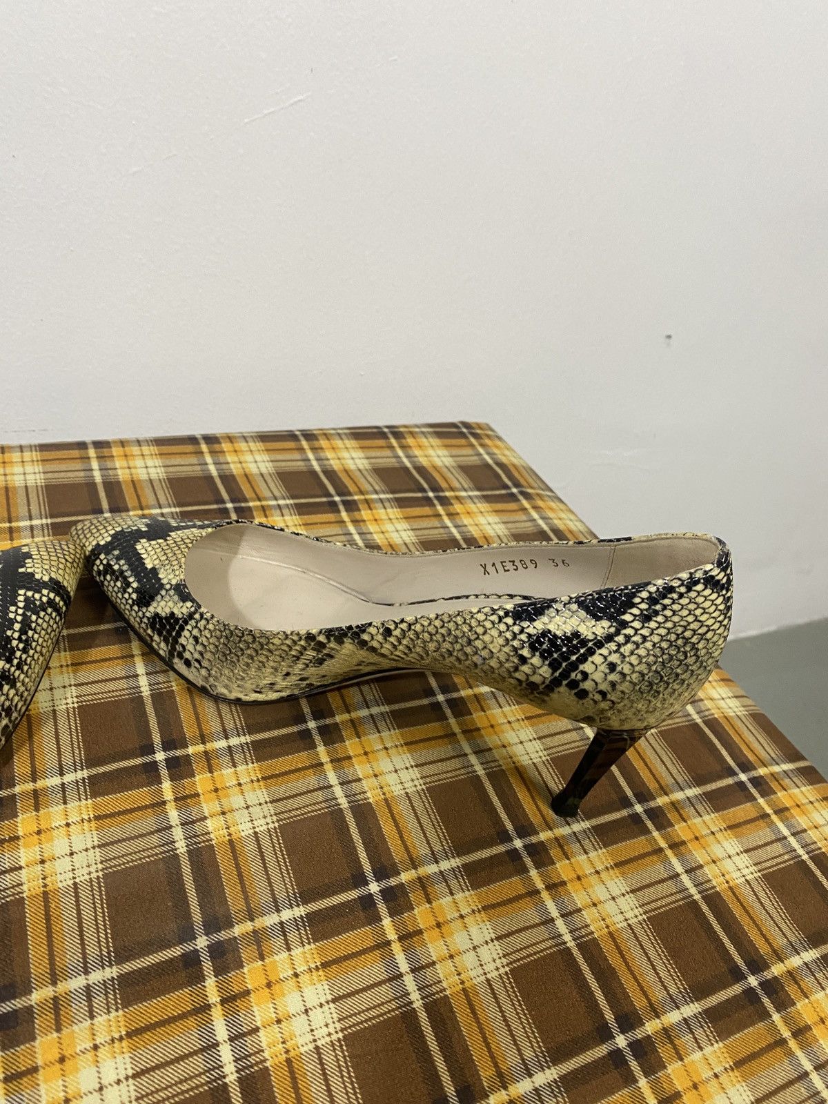 Giorgio Armani × Vintage Vintage giorgior Armani Size US 6 / IT 36 - 6 Thumbnail