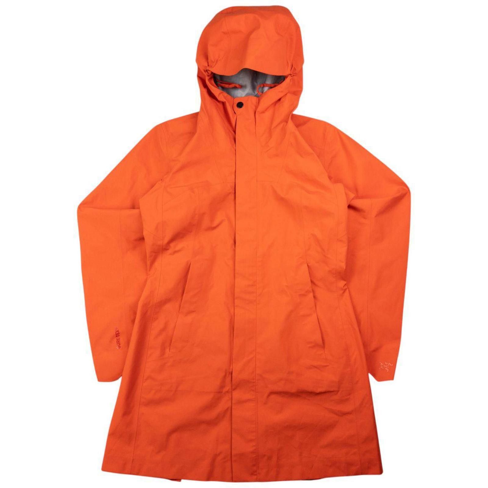 Arc'teryx Vintage Arcteryx Goretex Jacket Womens Size XS Size XS / US 0-2 / IT 36-38 - 1 Thumbnail