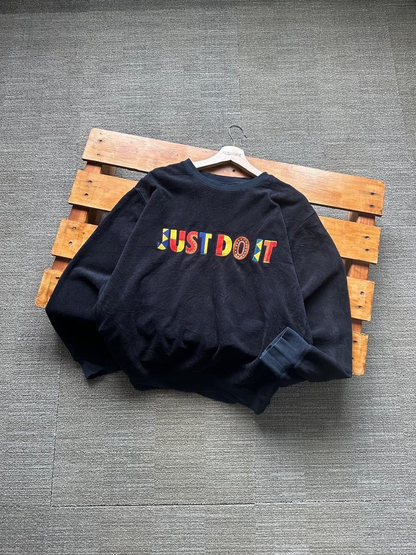 NIKE JUST DO IT JUNGLE FLEECE SWEATSHIRT