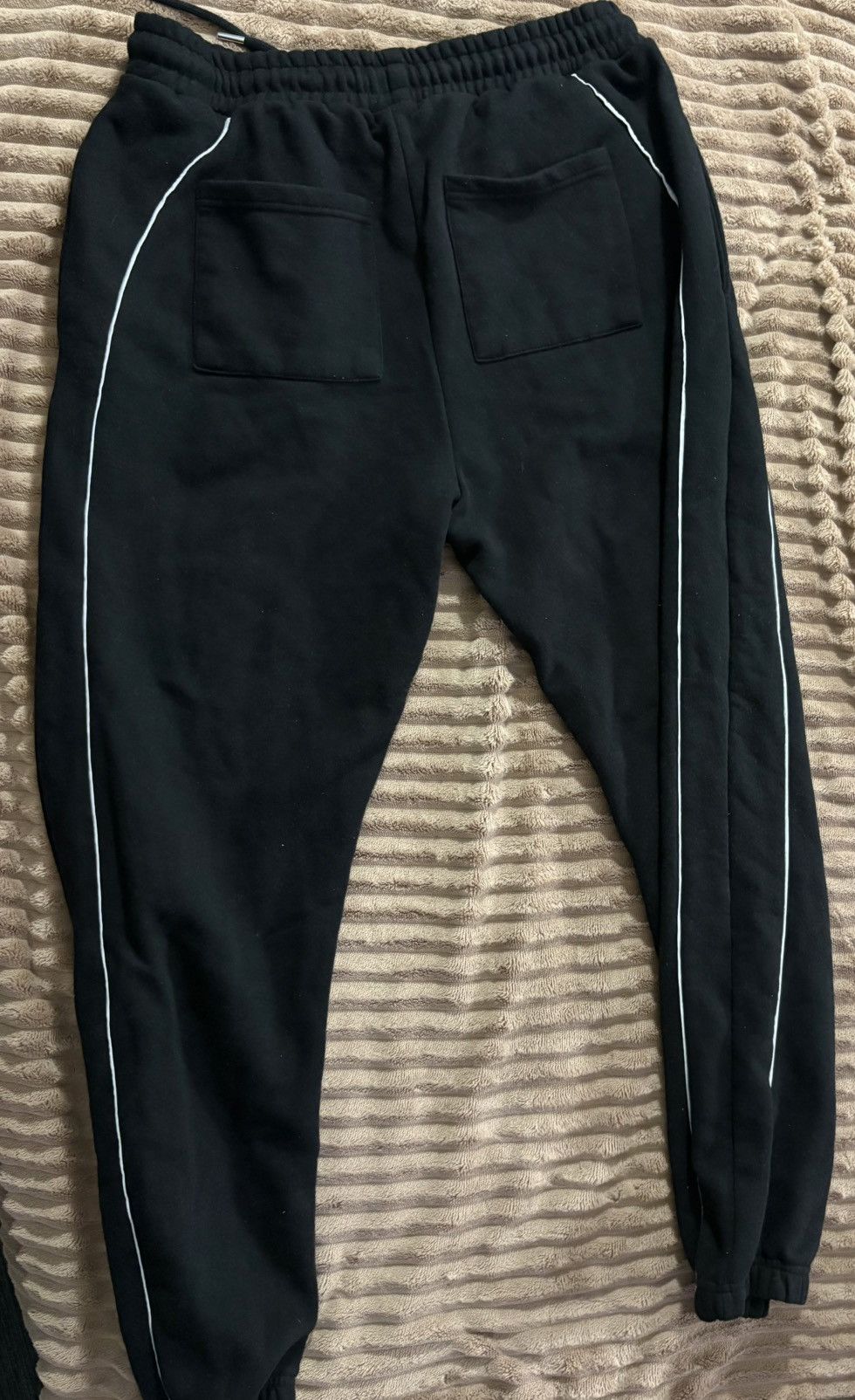 Other Black Universal Sweatpants Size US 35 - 2 Thumbnail