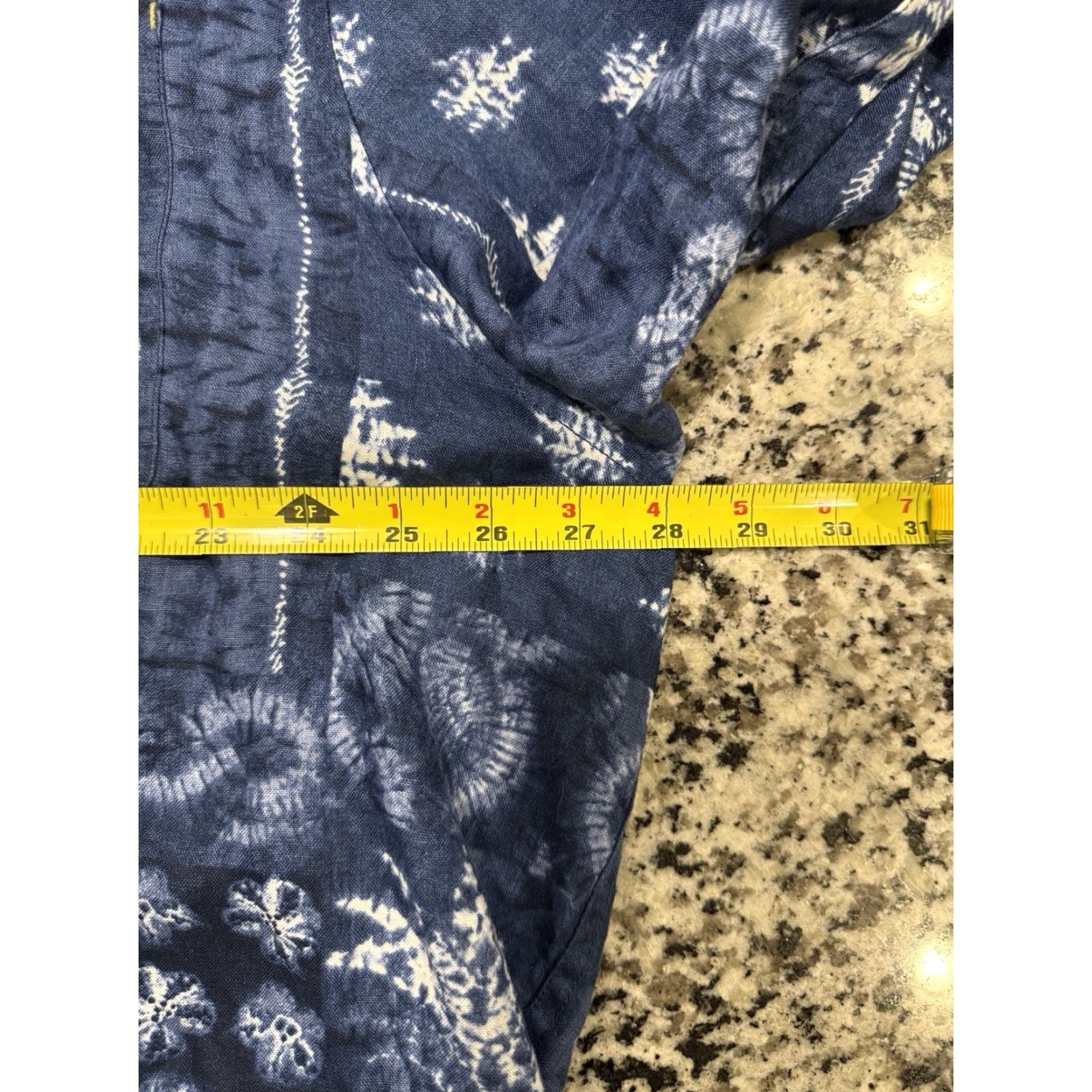 Tommy Bahama Tommy Bahama Shirt Men XXL Blue Pina Shibori Hawaiian Floral Long Sleeve Linen Button-Up Size US XXL / EU 58 / 5 - 2 Thumbnail