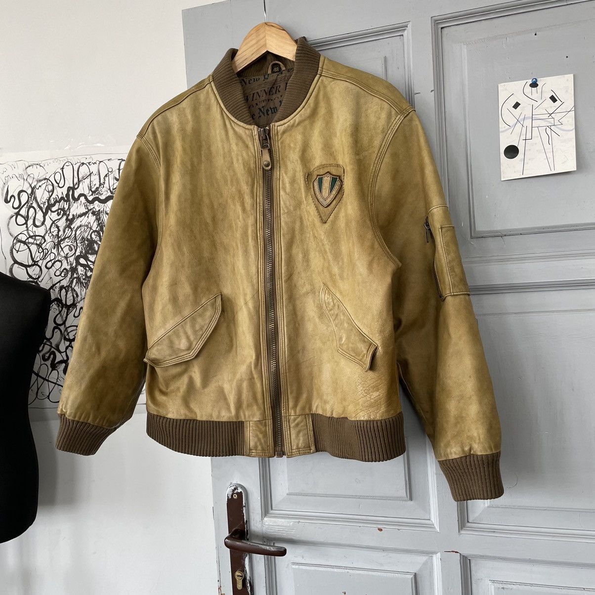 Vintage Yellow Distressed leather jacket Y2K sz M