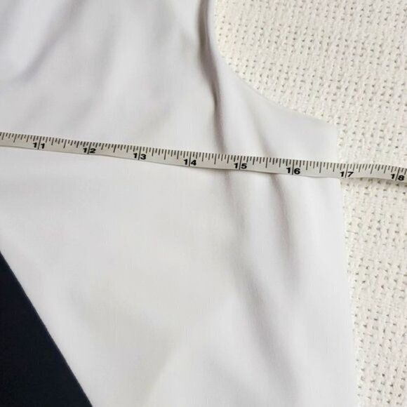 Joseph Ribkoff Joseph Ribkoff Lined Black & White Sleeveless Event Sz. 4 Dr Size S / US 4 / IT 40 - 6 Thumbnail