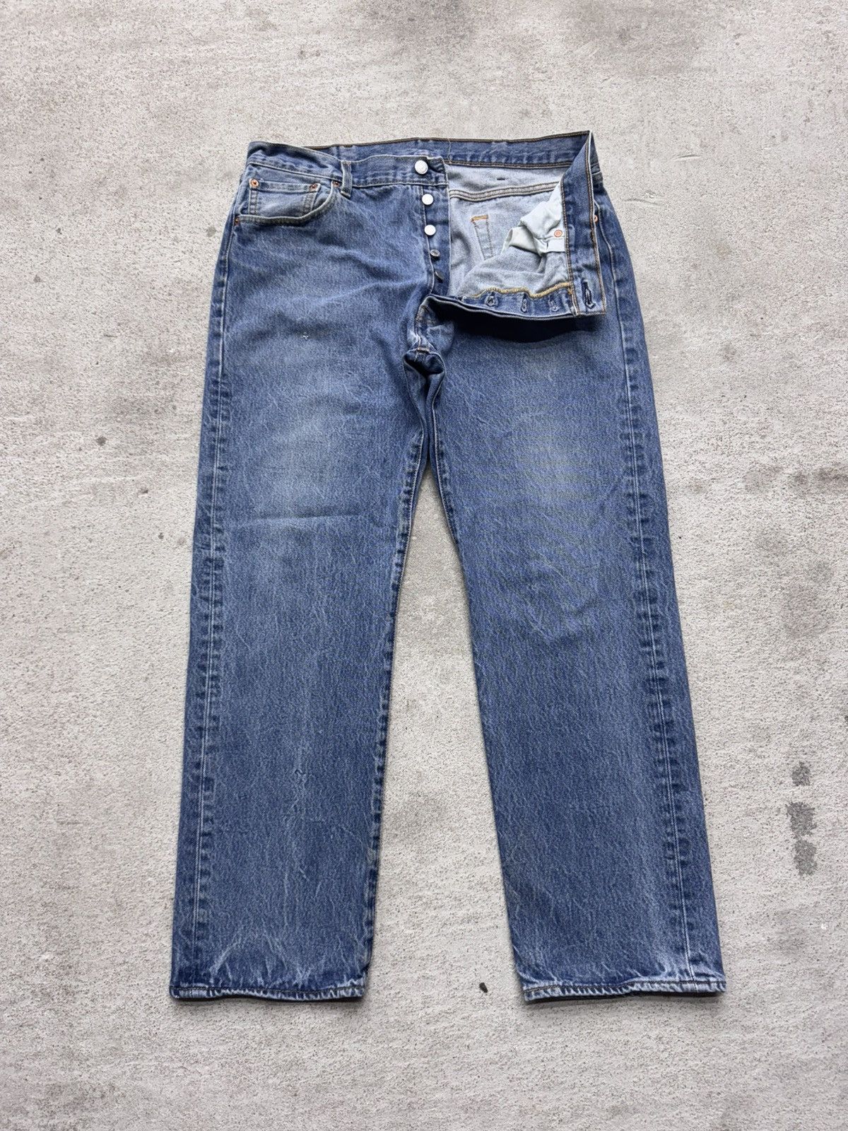 Levi's × Levi's Vintage Clothing × Vintage Vintage Levis 501 35x29 Blue Button Fly Denim Faded 90s Y2K Size US 35 - 1 Thumbnail