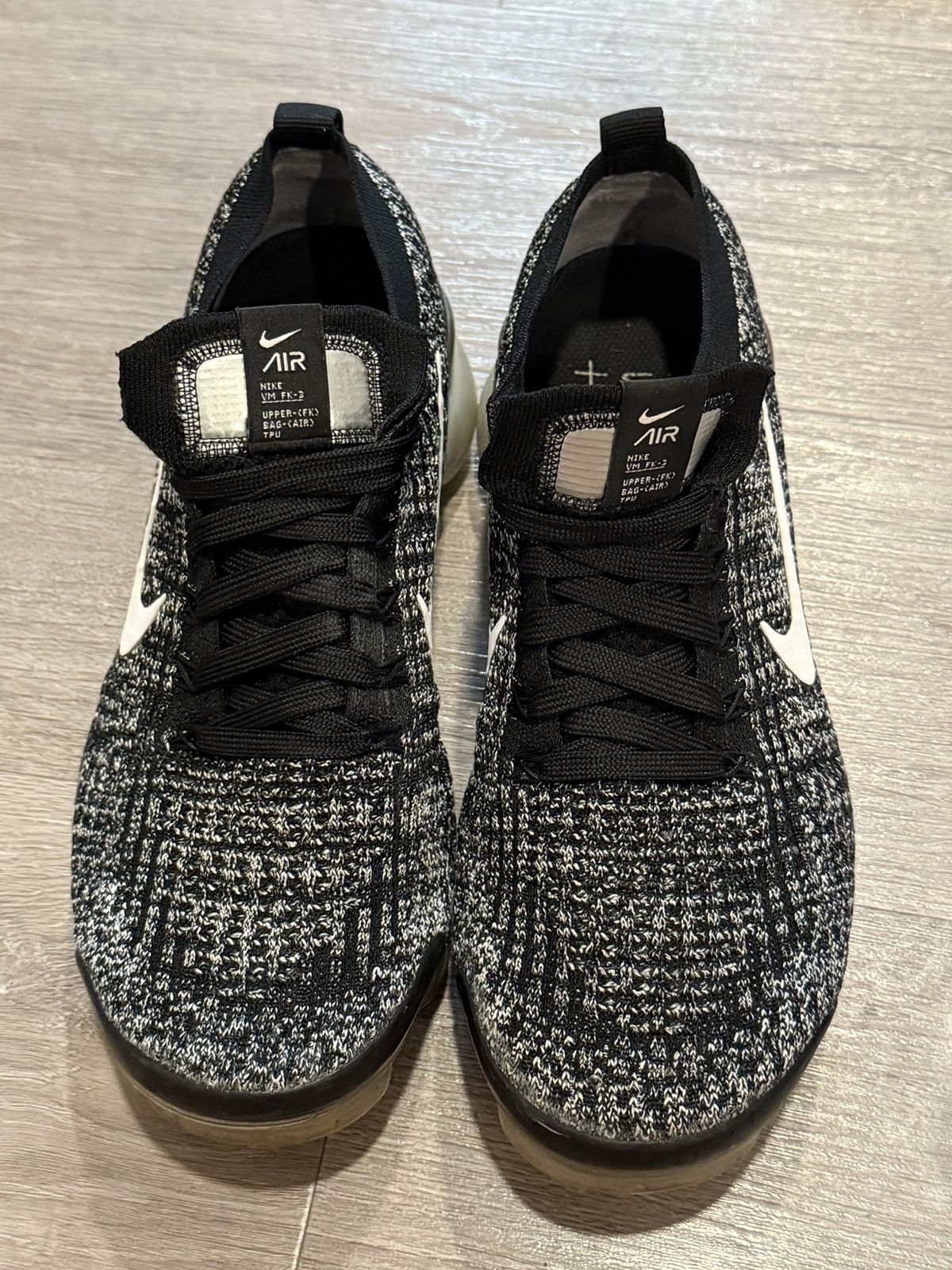 Nike Nike air VaporMax Flyknit 3 Size US 7 / EU 40 - 1 Thumbnail