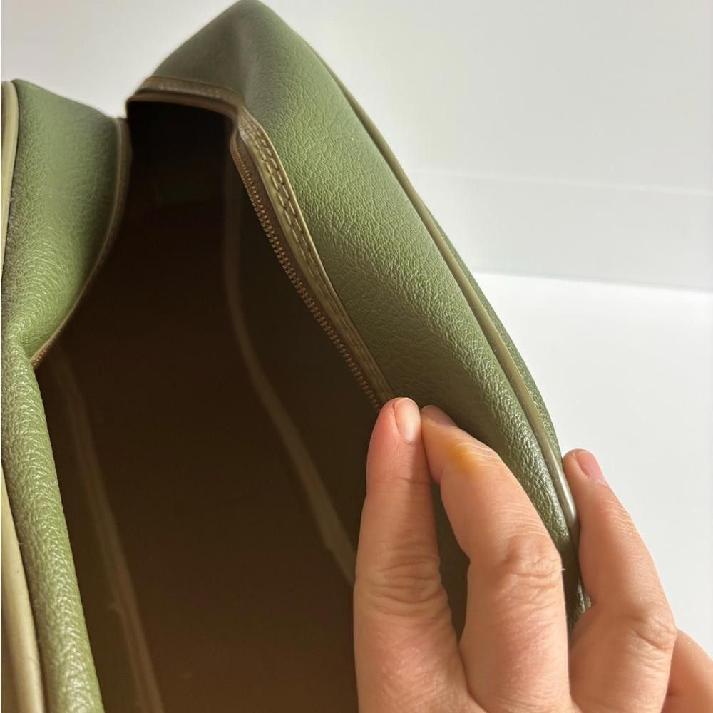 Designer Green Vintage Leather Bag Size ONE SIZE - 7 Thumbnail