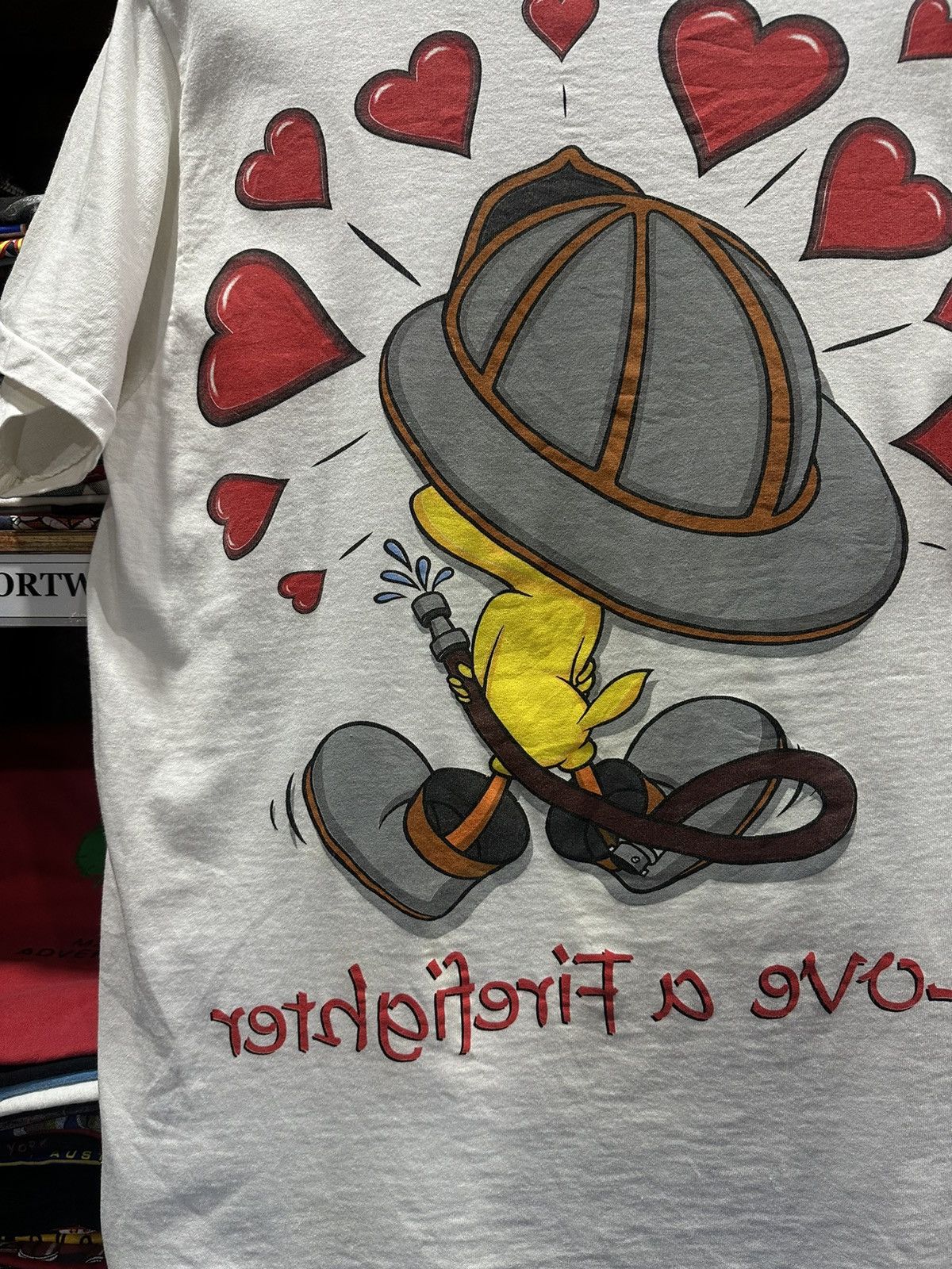 Cartoon Network Vintage 90s Tweety Love A Firefighter Backhit Cartoon Tee Size US L / EU 52-54 / 3 - 11 Thumbnail