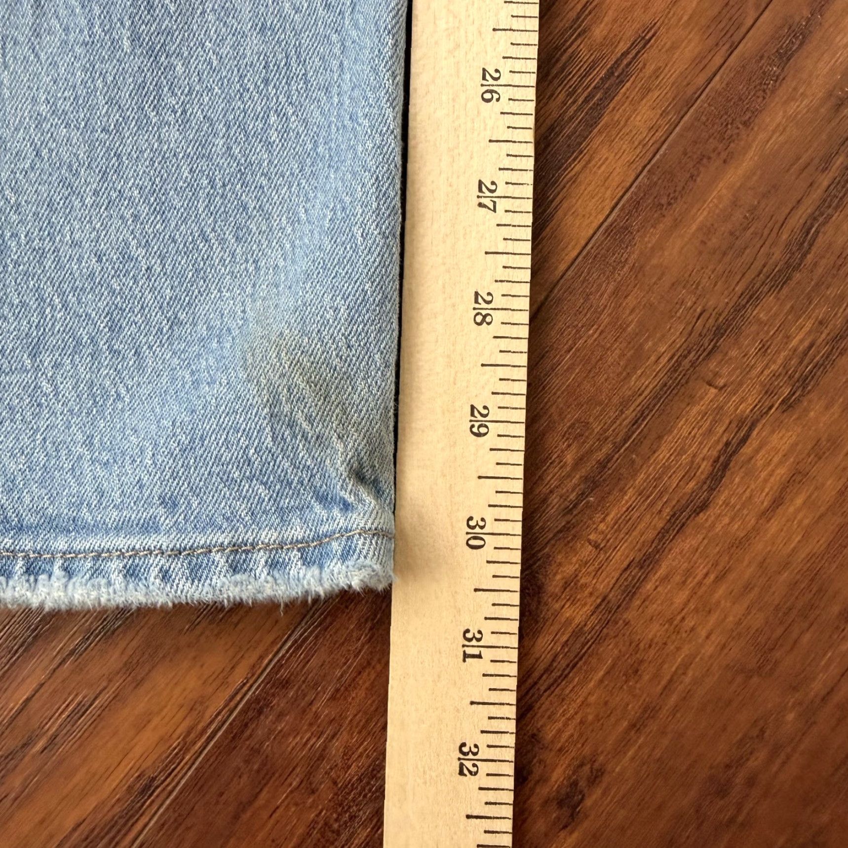 Levi's Levi's Jeans Women 27 Straight Slim Stretch Denim Blue 26x31 High Rise Regular Inseam 31 Logo 70s Style Size 27" / US 4 / IT 40 - 6 Thumbnail