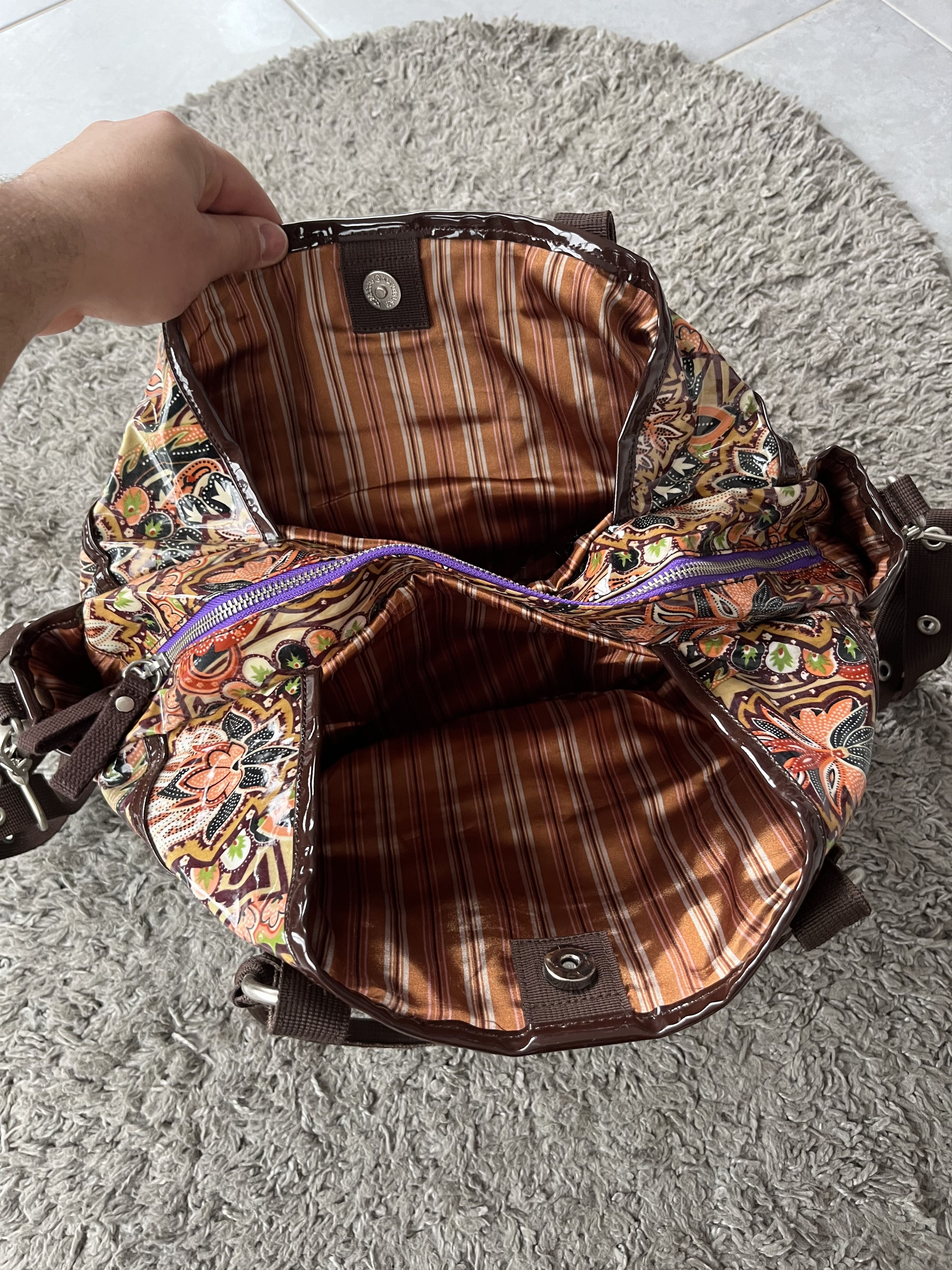 George Gina & Lucy Vintage GG&L Handbags TUMATAVENGA Y2K Style Streetwear Size ONE SIZE - 6 Thumbnail