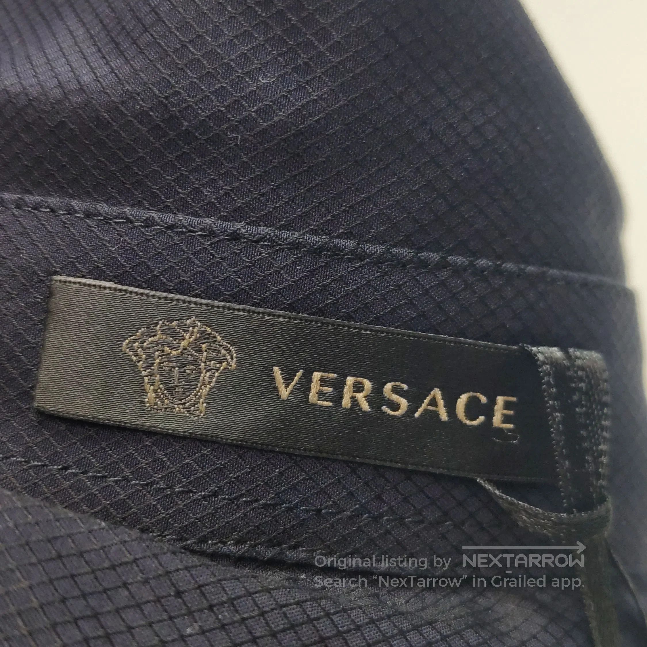 Versace Versace Solid Cotton Collar Shirt S/38. Size US S / EU 44-46 / 1 - 4 Thumbnail
