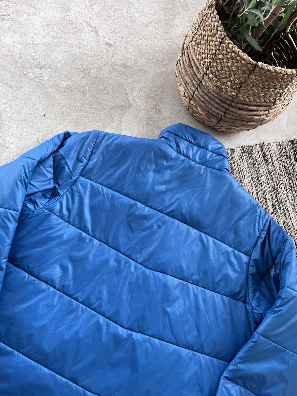 Columbia Vintage Columbia Lightweight Down Jacket Outdoor Y2K Blue Size US S / EU 44-46 / 1 - 12 Thumbnail