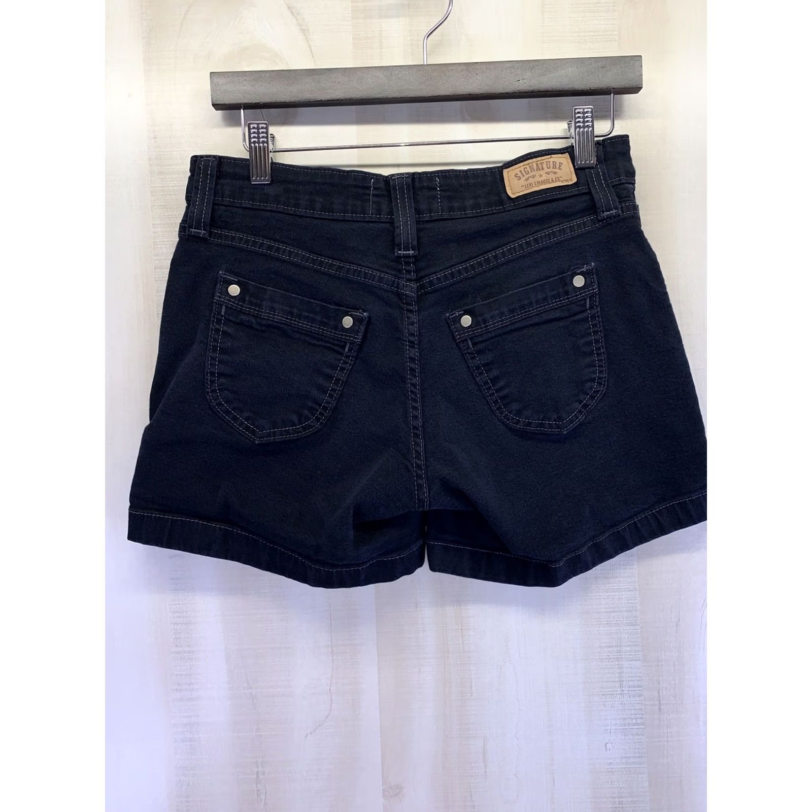 Levi's Levi’s Strauss Misses Size 6 Black Denim Stretch Shorts-6220 Size 28" / US 6 / IT 42 - 6 Thumbnail