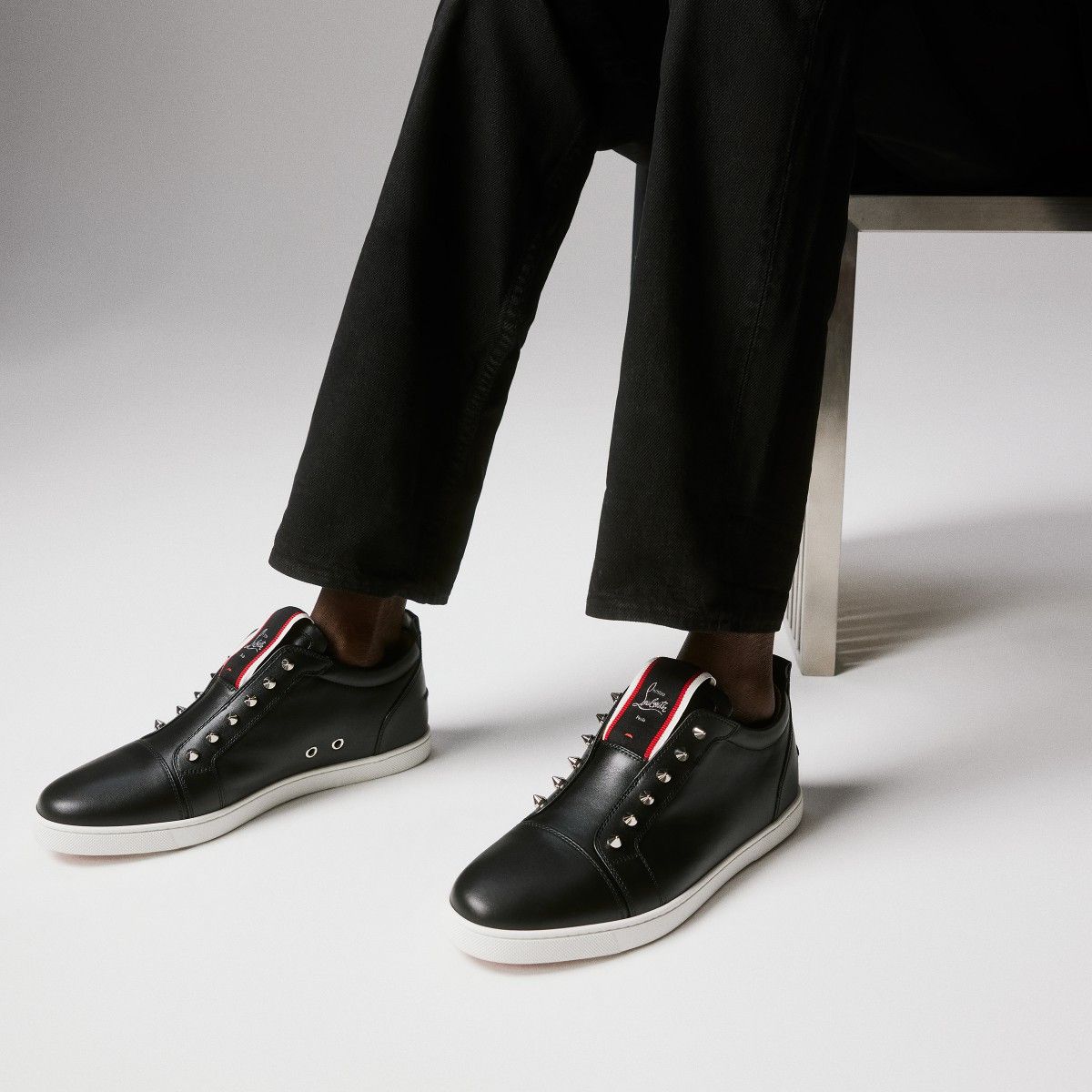 Christian Louboutin o1w1db10425 Shoes in Black Size US 7 / EU 40 - 2 Thumbnail