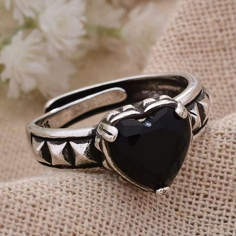 Jewelry Love Heart Crystal Ring Size ONE SIZE - 2 Thumbnail