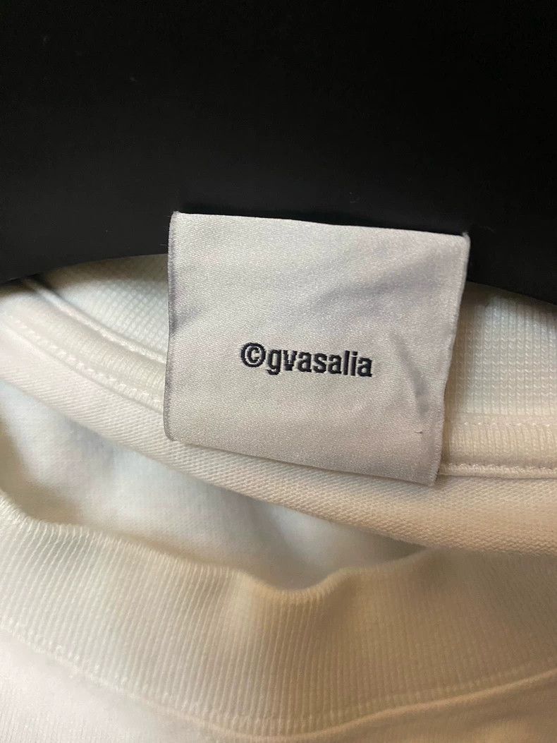 Vetements Vetements Embroidered short-sleeved shirt with embroidery Size US M / EU 48-50 / 2 - 6 Thumbnail
