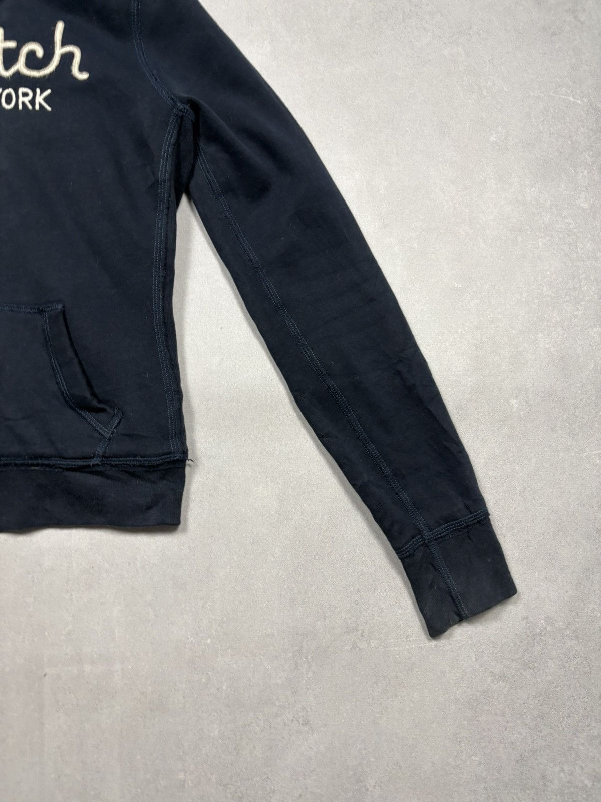 Abercrombie & Fitch Abercrombie & Fitch Fuzzy Sherpa Zip Hoodie Navy Y2K Vintage Size M / US 6-8 / IT 42-44 - 4 Thumbnail