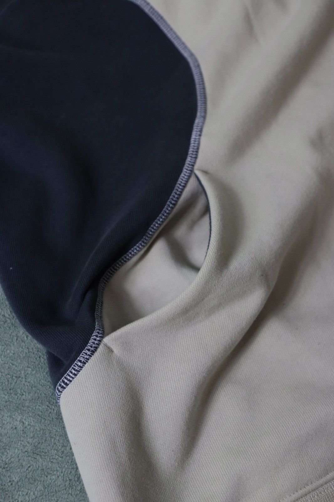 Asics × Kiko Kostadinov Kiko Kostadinov x ASICS 2020 Sweatshirt Beige/Navy Size US M / EU 48-50 / 2 - 16 Thumbnail