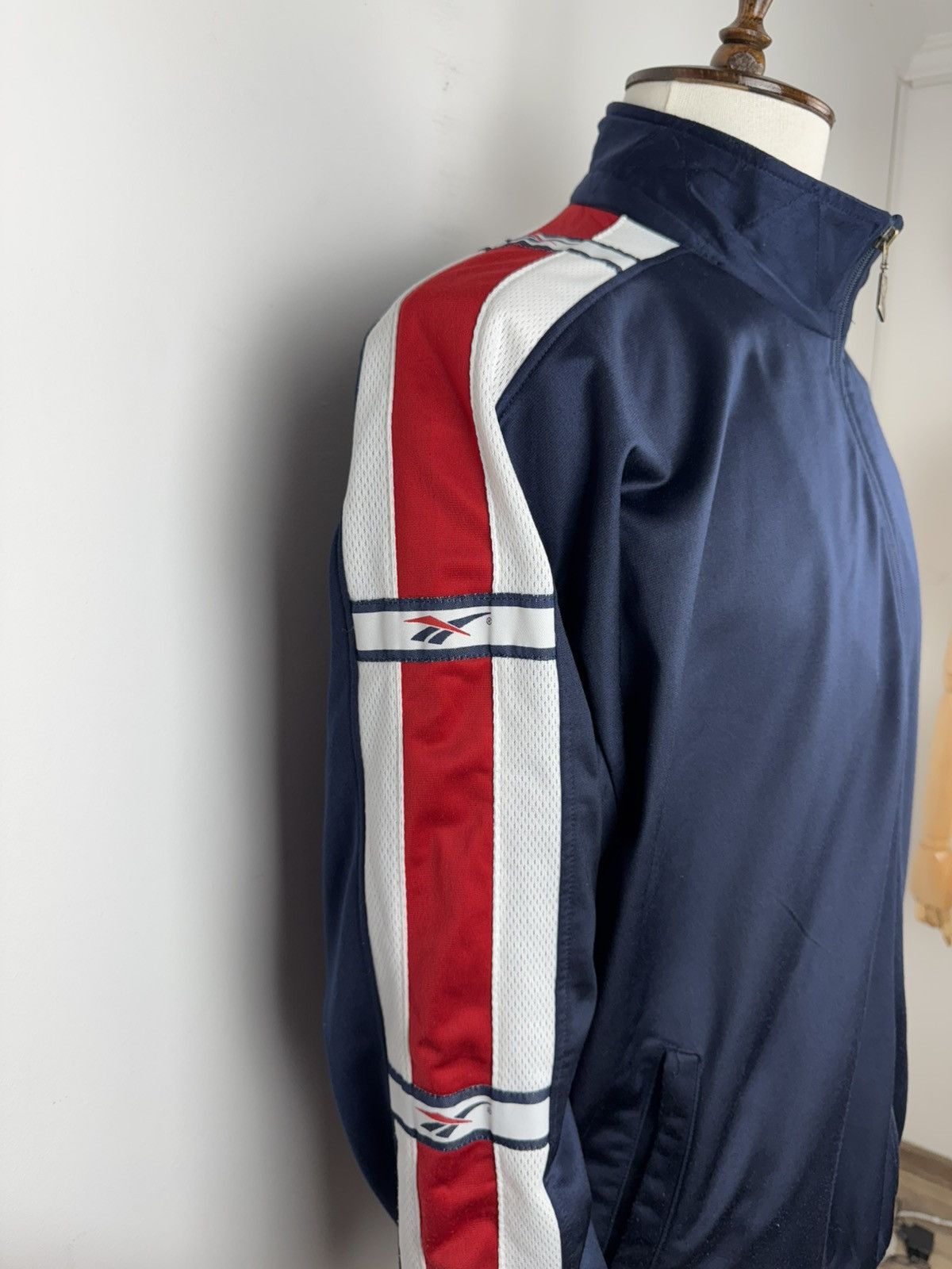 Reebok × Vintage Vintage Reebok Retro 90’ Track Top Casual Style Jacket Size US XL / EU 56 / 4 - 4 Thumbnail