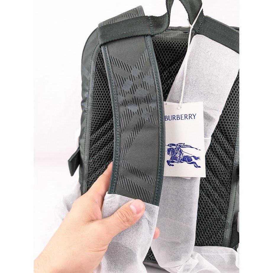 Burberry o1rshd1 Size : OS / Nylon Check Jacquard Backpack in Vine Size ONE SIZE - 17 Thumbnail