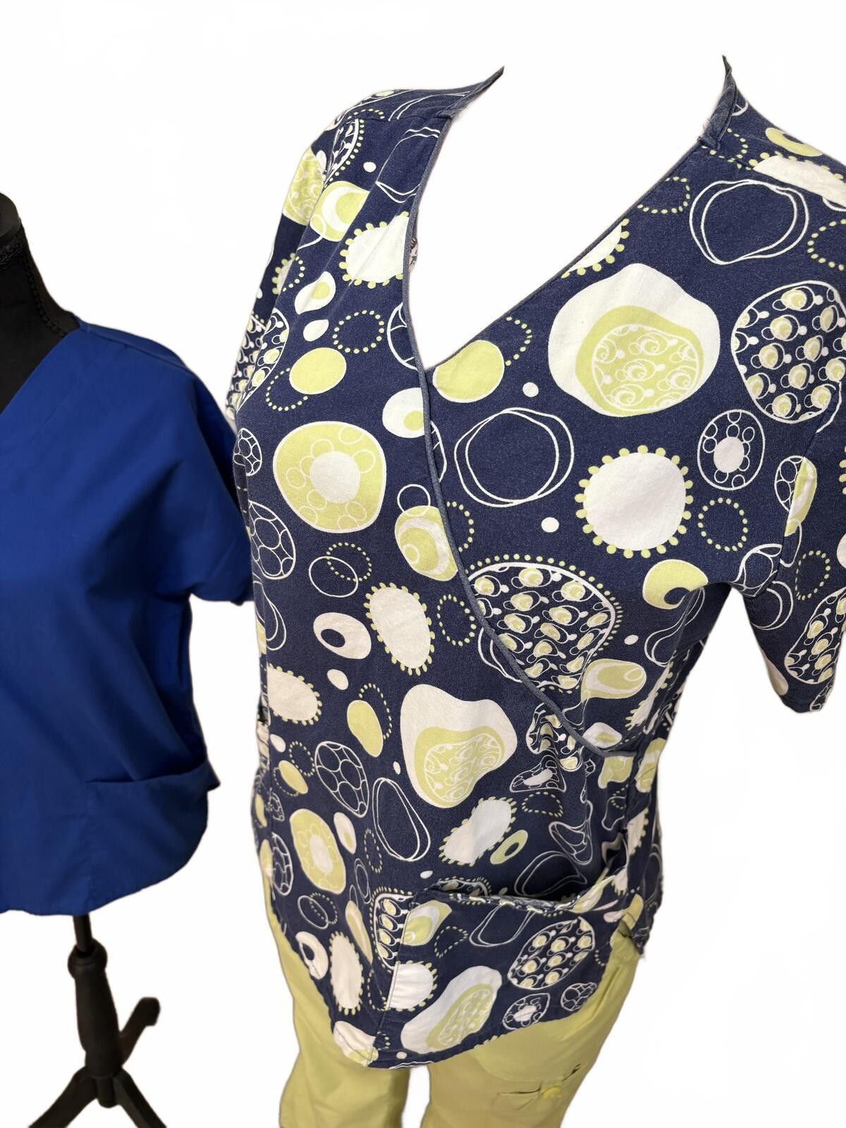 Other Medical Scrub Bundle Set 2 Tops 1 Pant S/S/XS Size US S / EU 44-46 / 1 - 3 Thumbnail