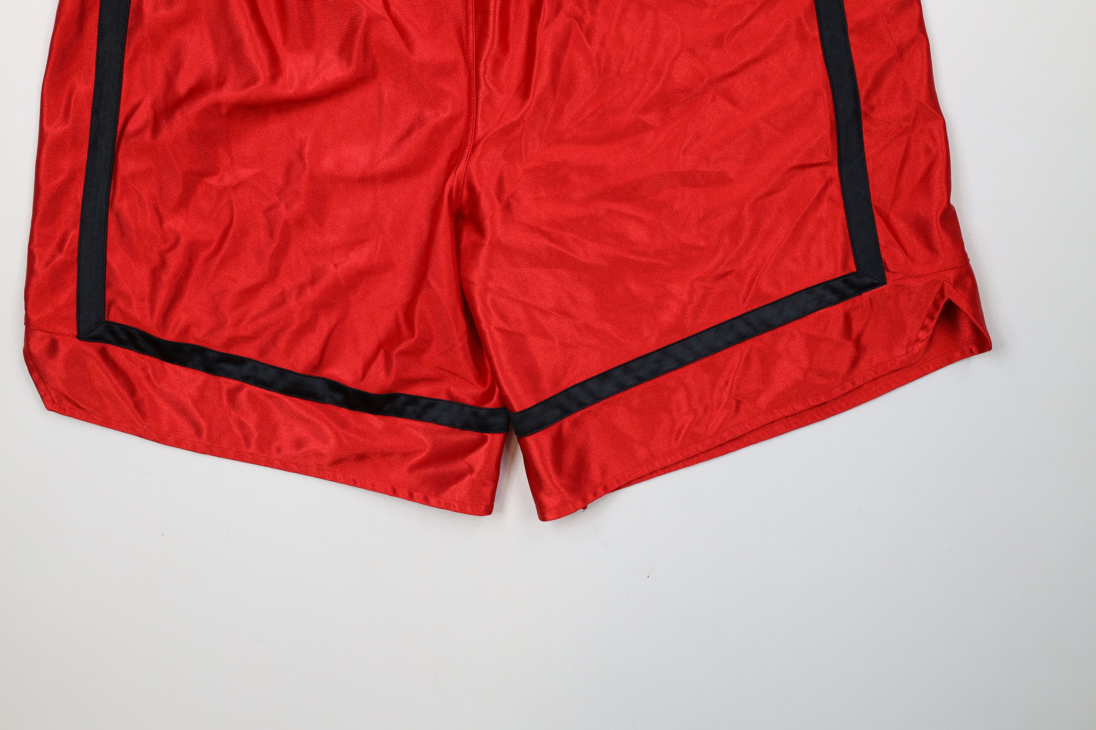 Vintage Vintage 90s Wings Hockey Gym Basketball Shorts Red Polyester Size US 36 / EU 52 - 12 Thumbnail