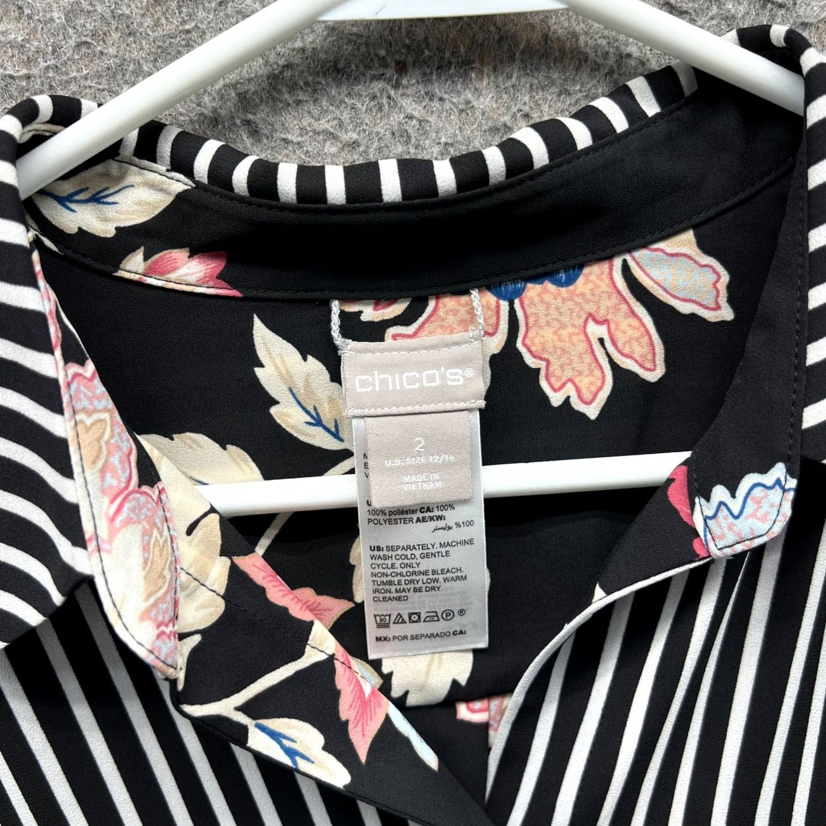 Vintage Chico'S Shirt Womens 2 Black White Stripes Preppy Dress Sateen Button Down Size XS / US 0-2 / IT 36-38 - 6 Thumbnail