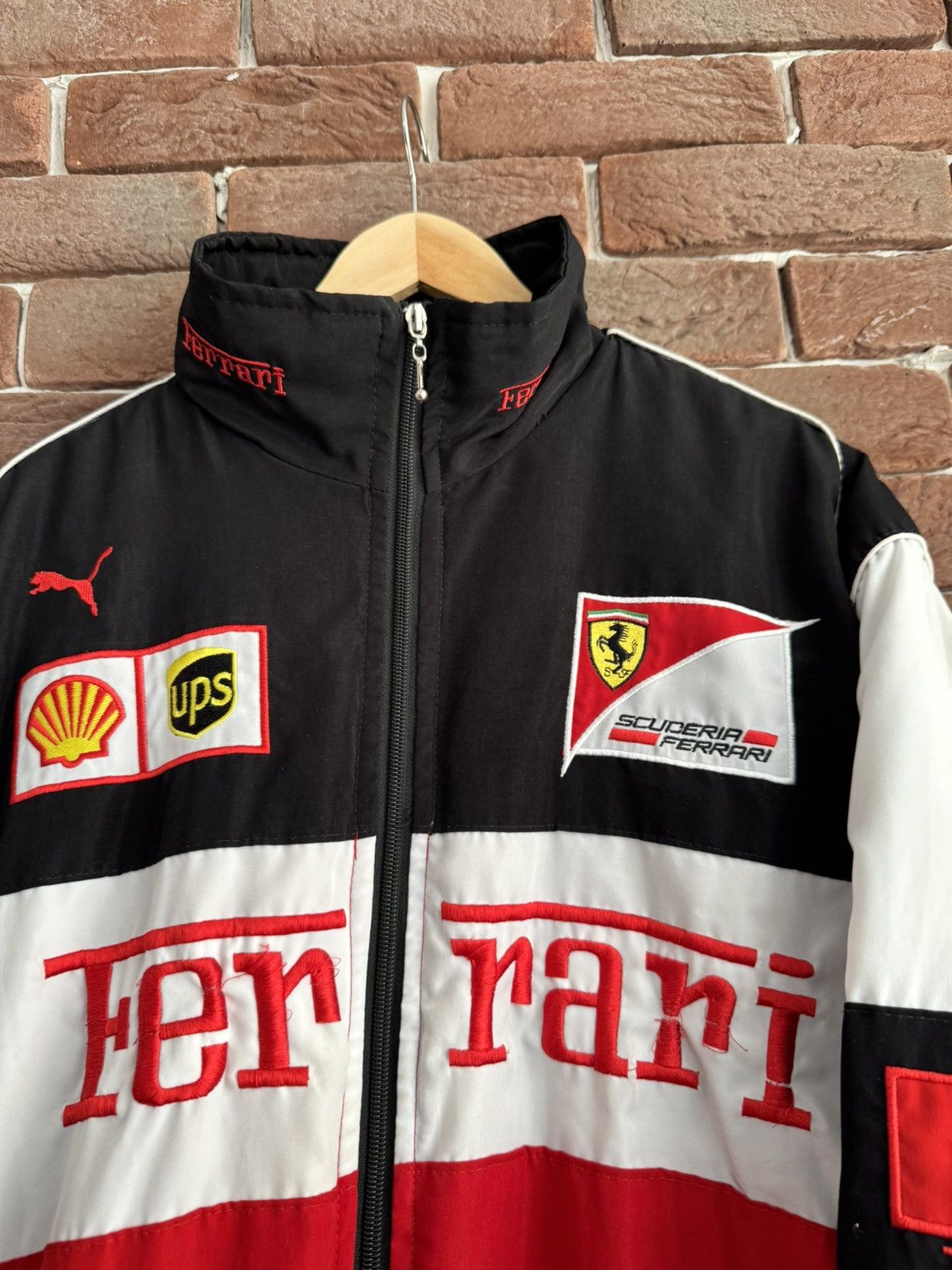 Ferrari Vintage Y2k Ferrari Racing Formula One Rare Hype Jacket Size US L / EU 52-54 / 3 - 5 Thumbnail