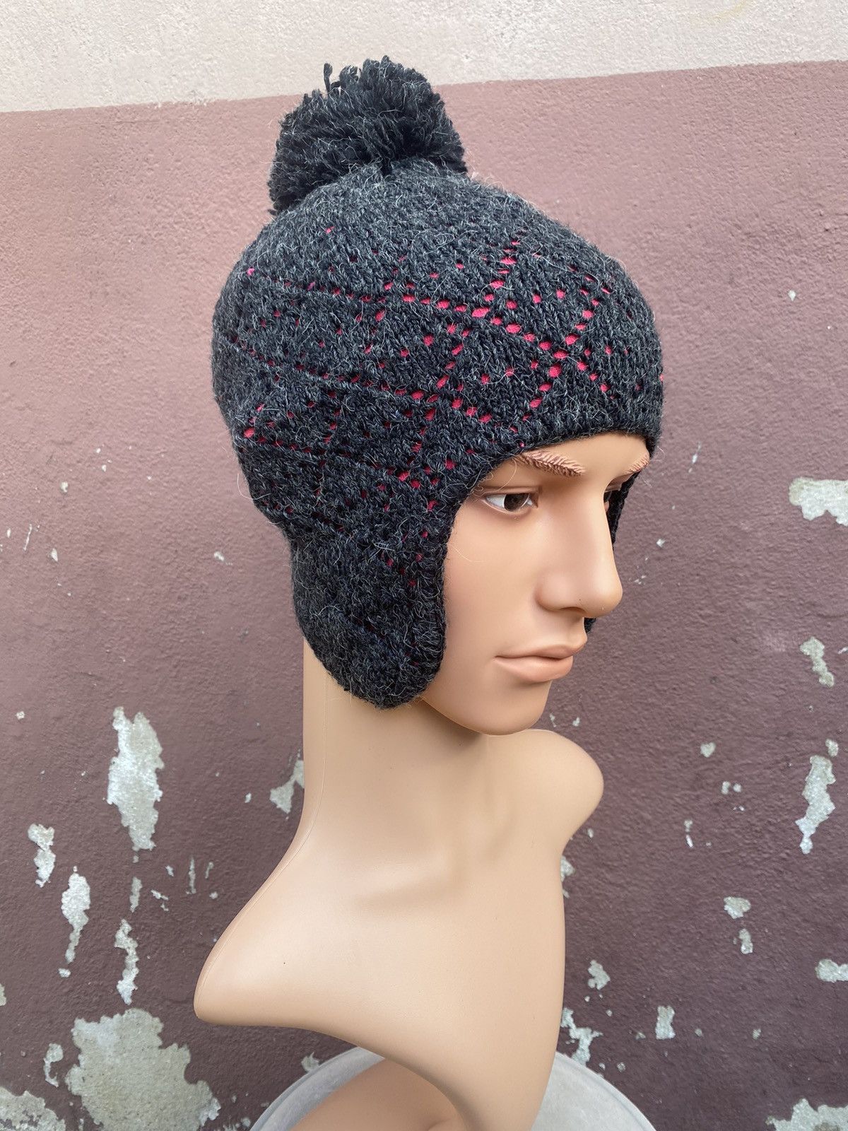 Nike Nike Earflap Beanie Hat Size ONE SIZE - 3 Thumbnail