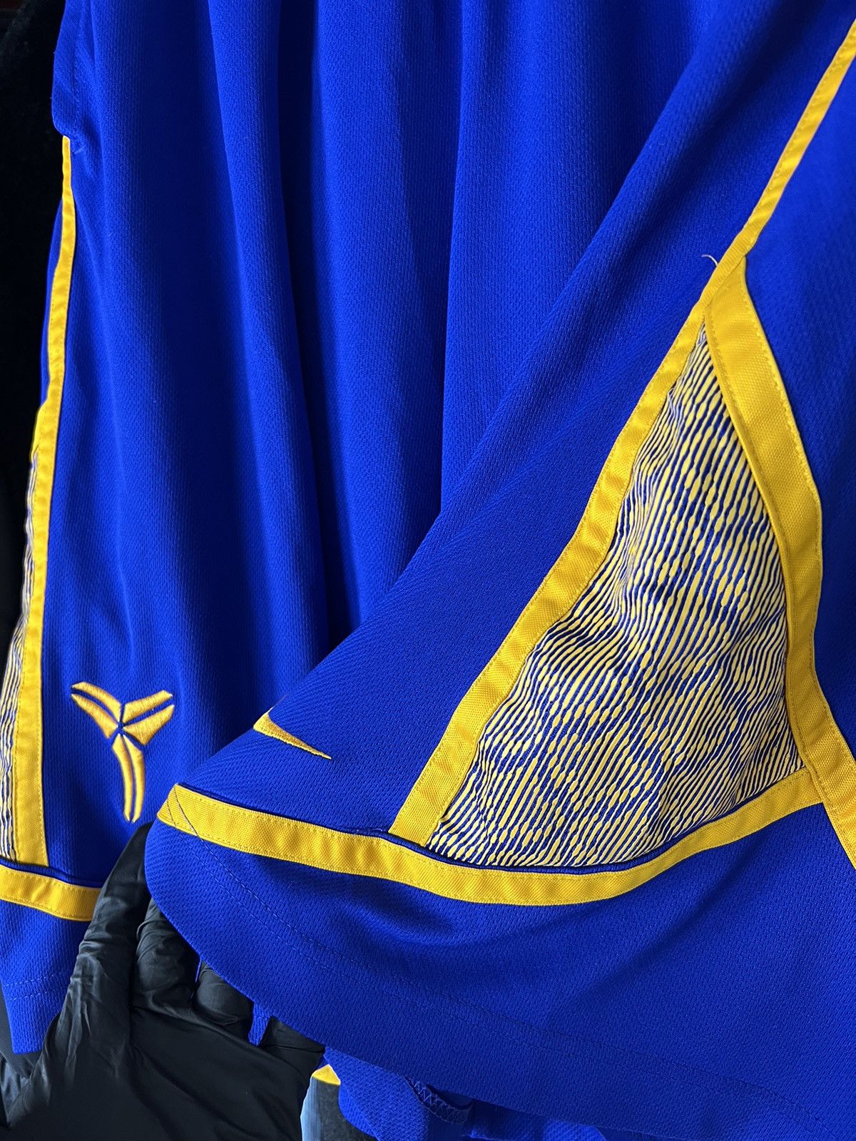 Nike × Vintage Nike Kobe Bryant Dri-Fit Basketball Shorts Size US 34 / EU 50 - 3 Thumbnail