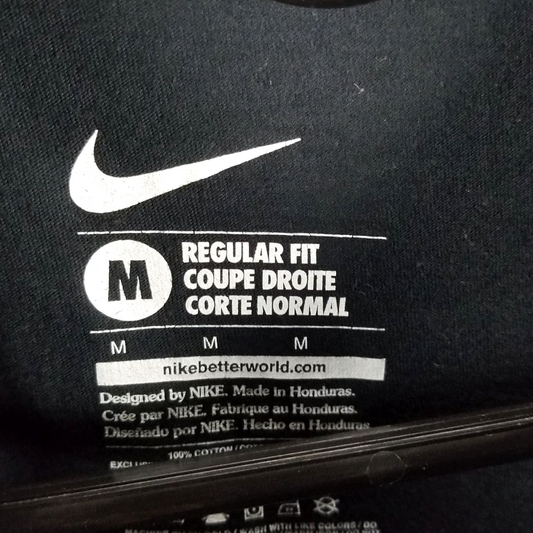 Nike Nike Sportswear Shirt Adult Medium Basketball Black Tee Swoosh Logo Center Swoosh Shirts Mens Size US M / EU 48-50 / 2 - 3 Thumbnail
