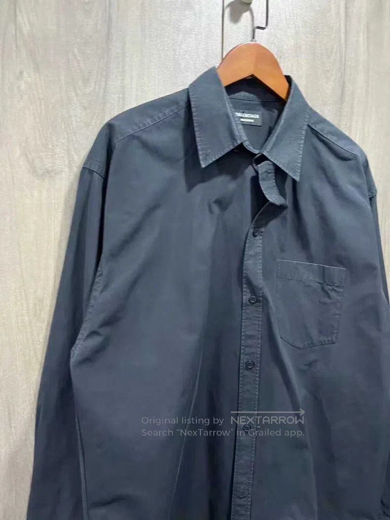 Balenciaga Balenciaga Black Letter Printed Long Sleeve Shirt Size XS / US 0-2 / IT 36-38 - 2 Thumbnail