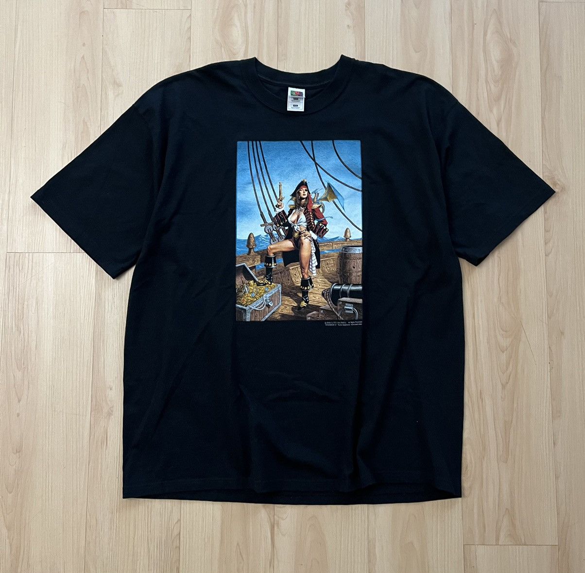 Vintage Vintage 2002 Clyde Caldwell Sexy Pirate Art T Shirt Size US XXL / EU 58 / 5 - 1 Thumbnail