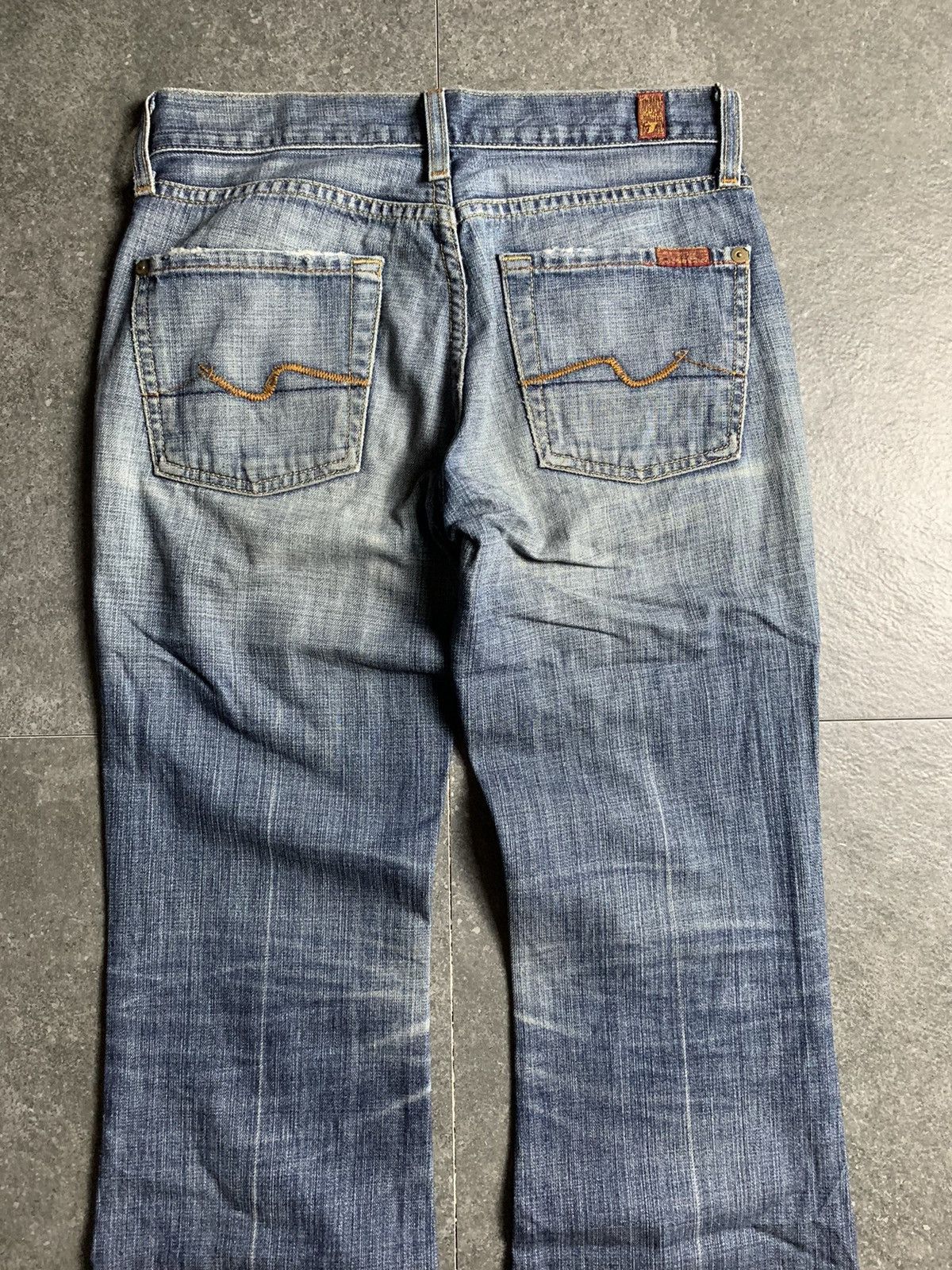 If Six Was Nine × Japanese Brand × Le Grande Bleu (L.G.B.) 2000s For All 7 Man Kind Flared Jeans Size US 27 - 10 Thumbnail