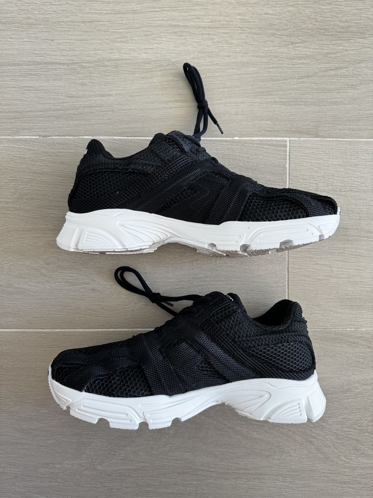 Balenciaga Balenciaga “Phantom” Runner Black/White Sneaker Trainer Size US 11 / EU 44 - 5 Thumbnail