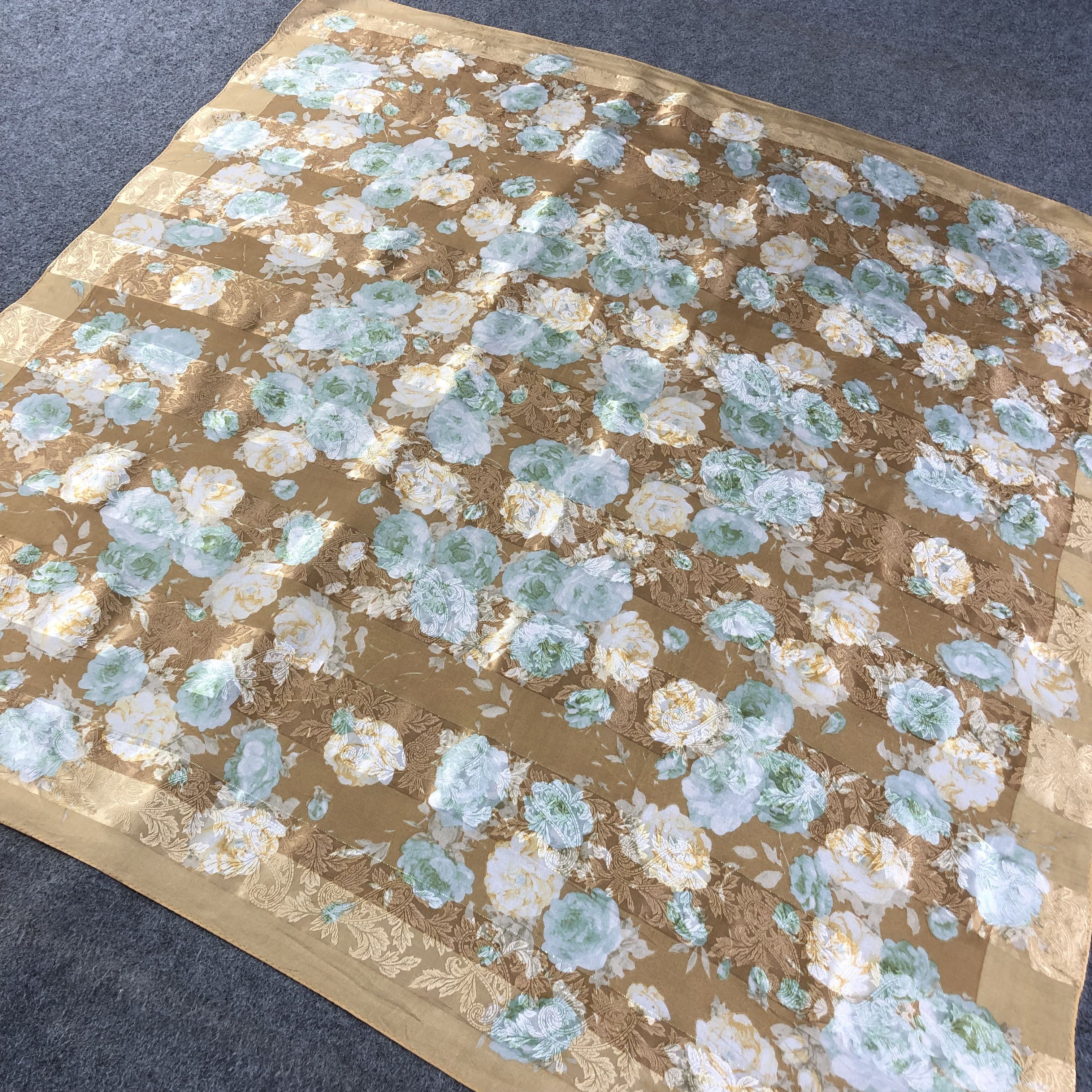 Vintage Luciano Soprani Luxury Floral Silk Scarf M839 Size ONE SIZE - 2 Thumbnail