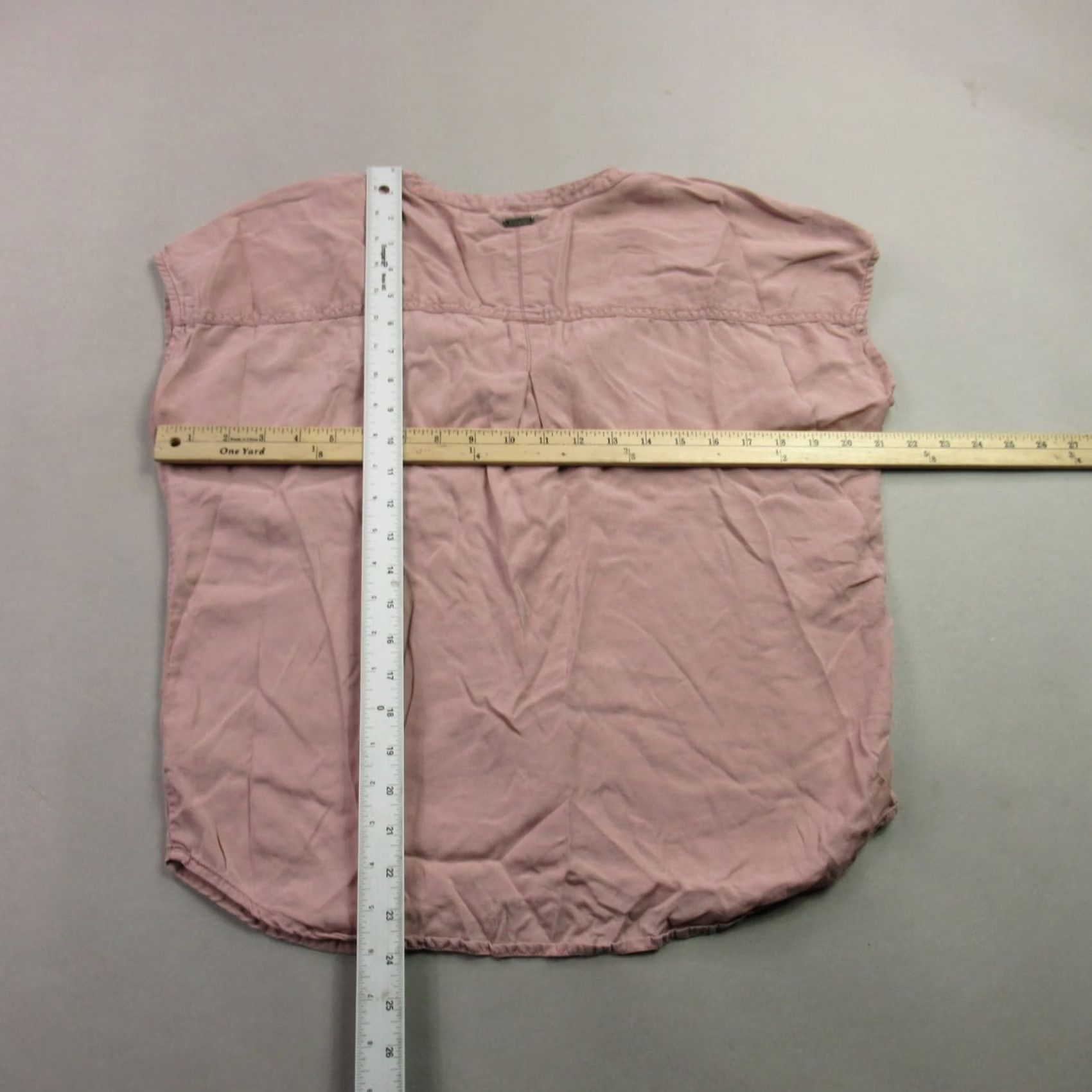 Prana Prana Shirt Womens Medium Short Sleeve Casual Lightweight V Neck Pink Shirt T-Shirt Womens Casual Lightweight Pink Prana Moderate Regular Fit Womens Size M / US 6-8 / IT 42-44 - 7 Thumbnail