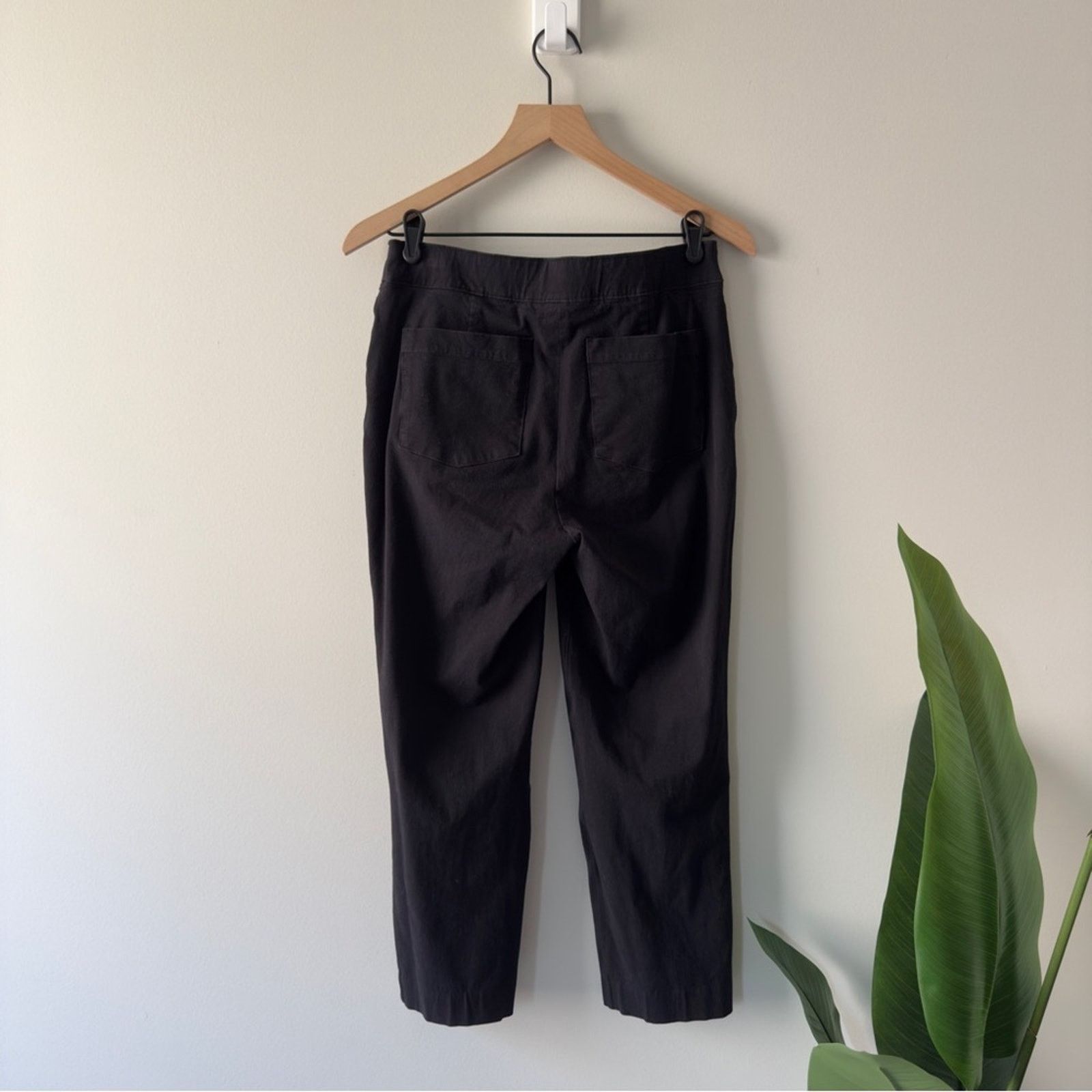 Spanx SPANX Black Stretch Chinos straight leg solid back pockets L Size 31" - 2 Thumbnail