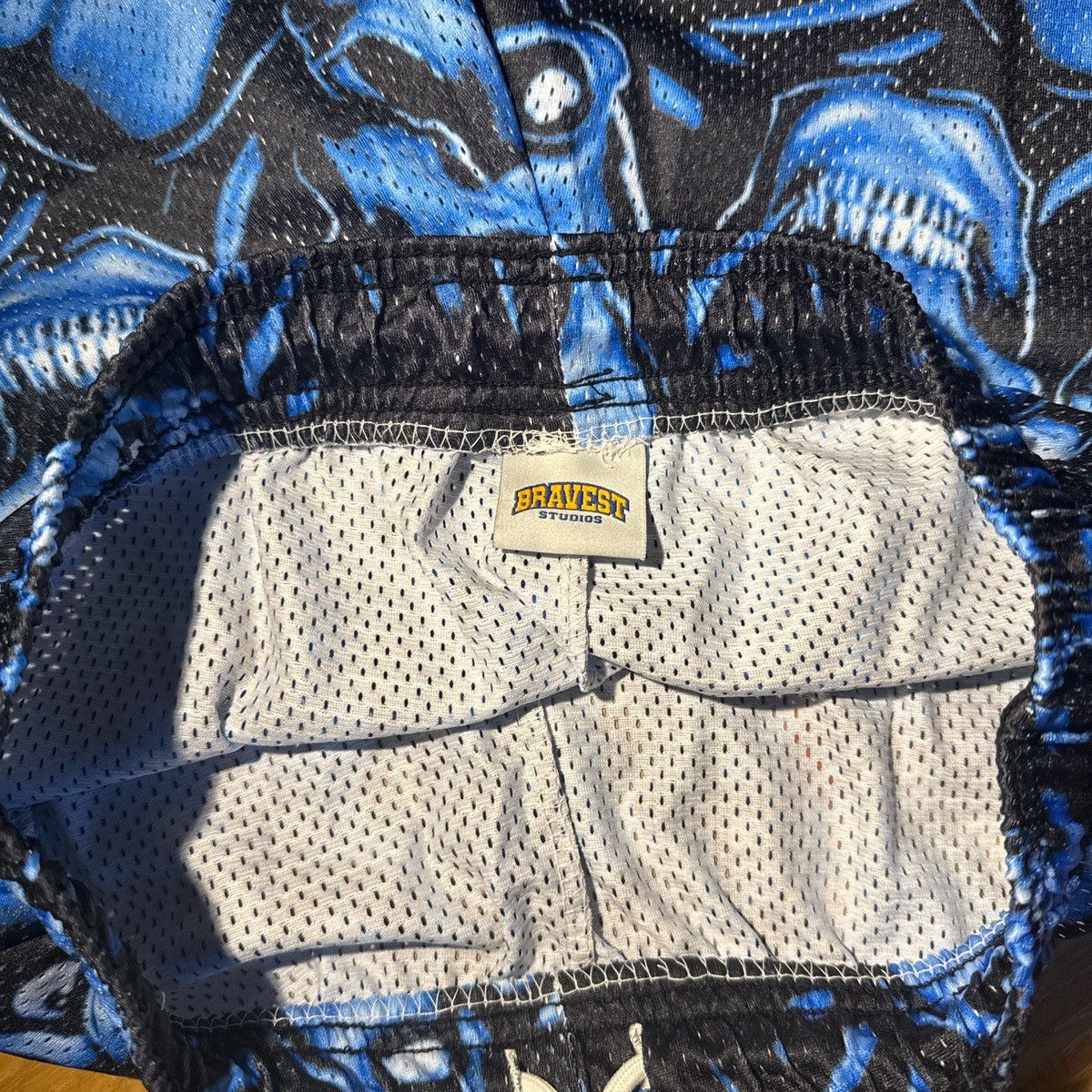 Bravest Studios Bravest studio blue skull shorts (M) Size US 30 / EU 46 - 3 Thumbnail