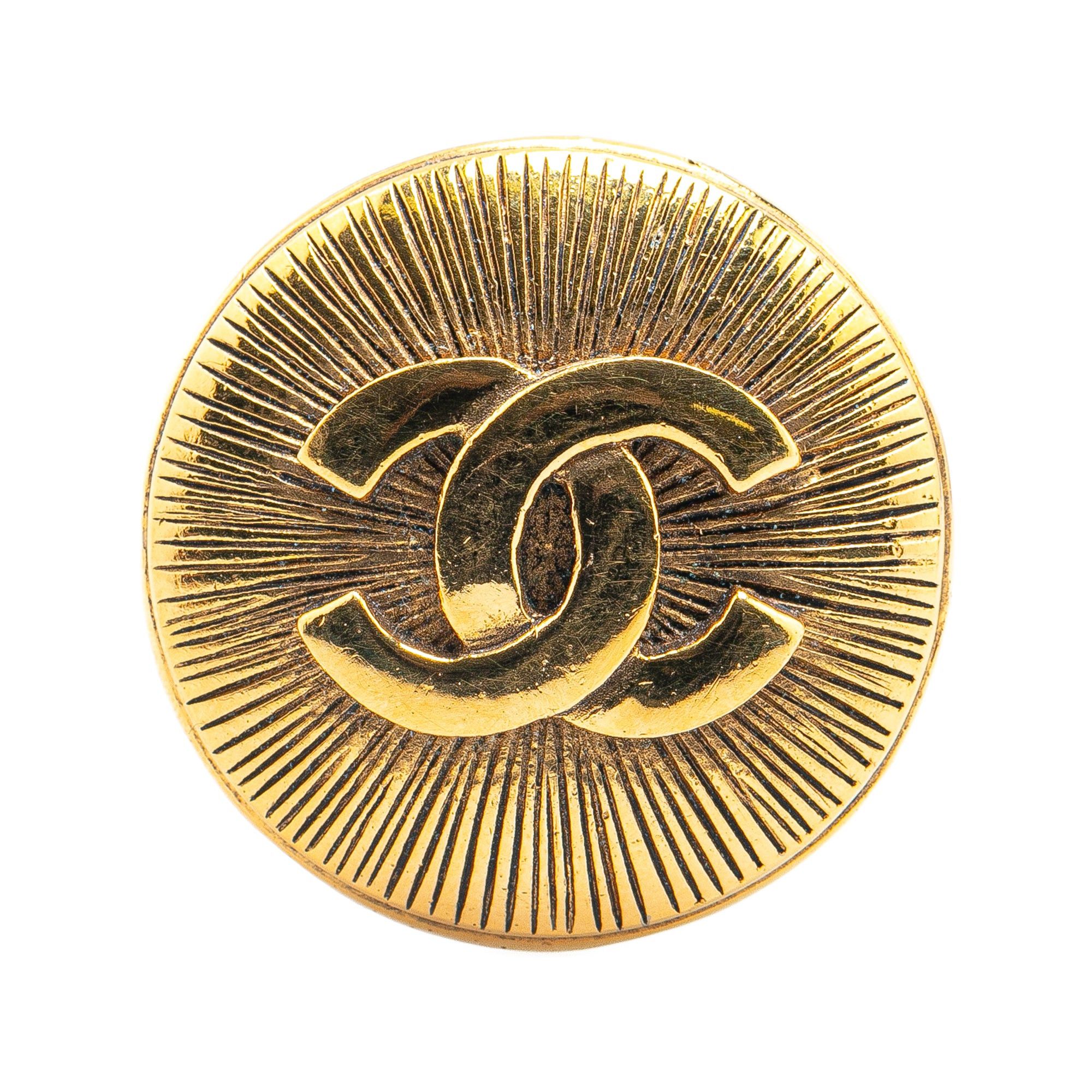 Chanel Chanel Gold Plated CC Round Brooch Gold Size ONE SIZE - 1 Thumbnail