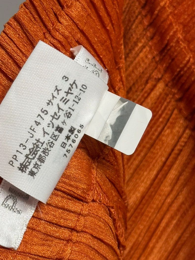 Issey Miyake Issey Miyake size:3 Yellow pleated and irregular-shaped ch Size 22" - 4 Thumbnail