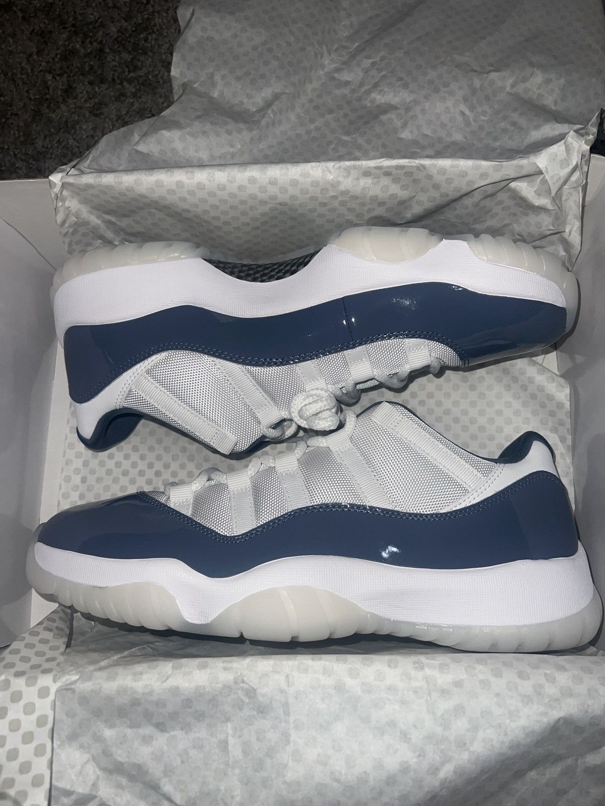 Jordan Brand × Nike Air Jordan 11 Retro Low "Diffused Blue" Size US 11.5 / EU 44-45 - 2 Thumbnail