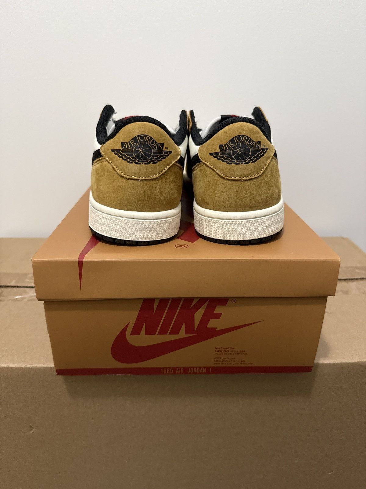 Jordan Brand Jordan 1 Low OG Rookie of the Year Size US 11 / EU 44 - 7 Thumbnail