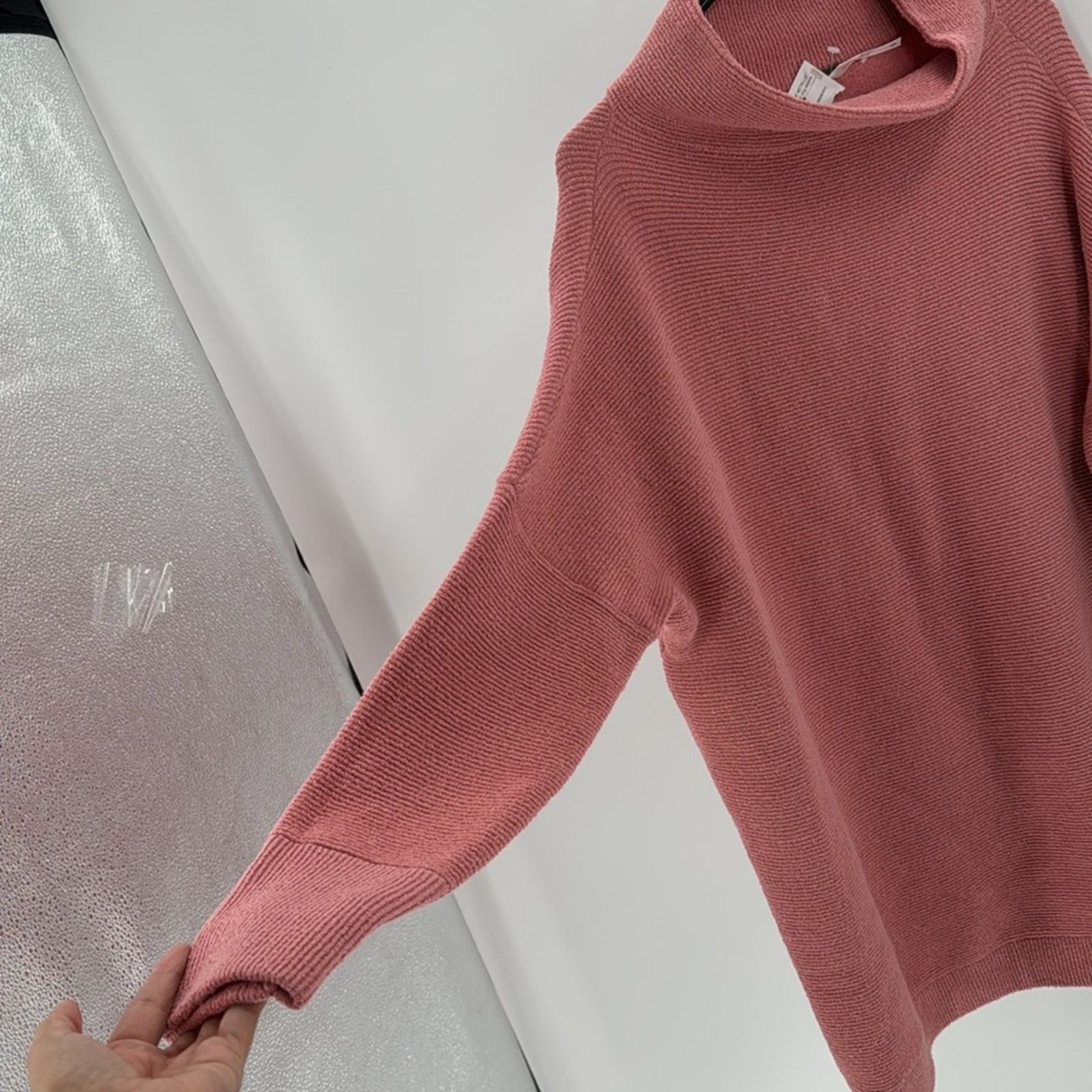 Free People FP Movement Ottoman Slouchy Sweater sun sand oversized S Size S / US 4 / IT 40 - 3 Thumbnail