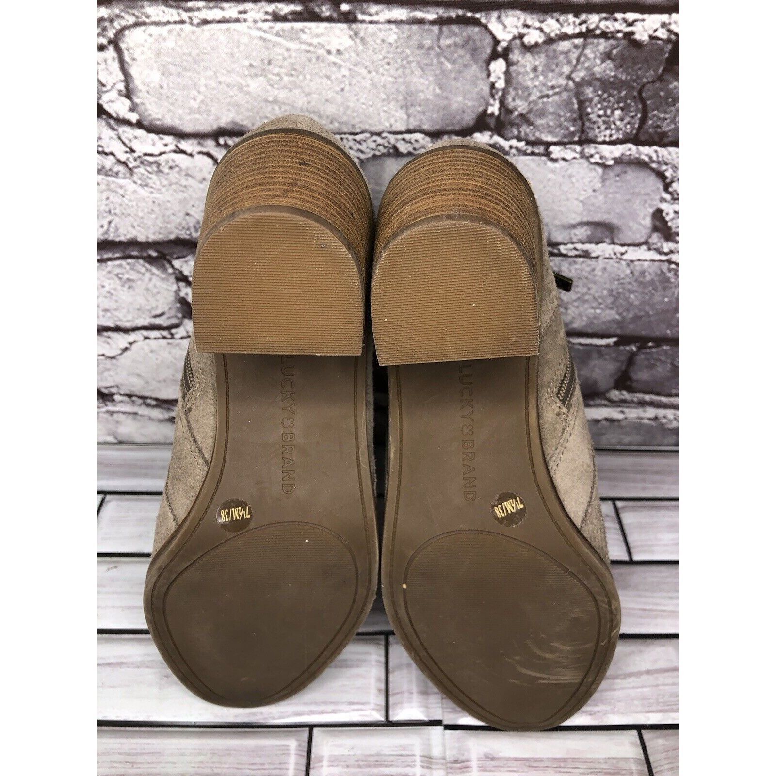 Lucky Brand Lucky Brand Ponic Taupe Tan Suede Cutout Block Heel Booties Size US 7.5 / IT 37.5 - 16 Thumbnail