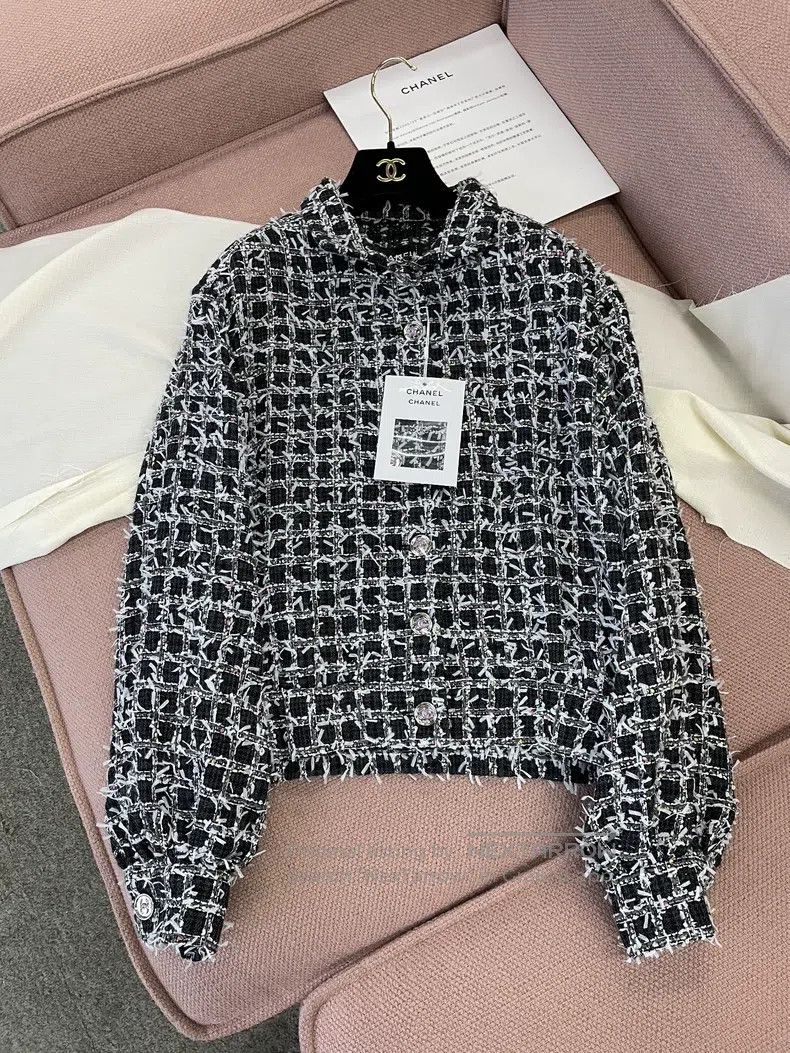 Chanel 23A black plaid tweed knitted coat