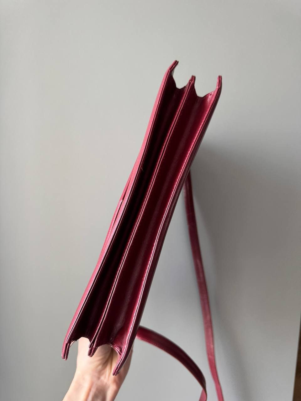 Cartier × Designer × Vintage Vintage Cartier Paris Burgundy Leather Bag Size ONE SIZE - 3 Thumbnail