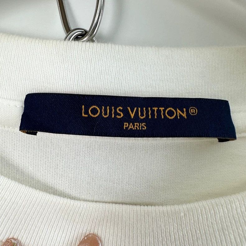 Louis Vuitton Louis Vuitton 25ss men's four-leaf clover rhinestone logo Size US M / EU 48-50 / 2 - 5 Thumbnail